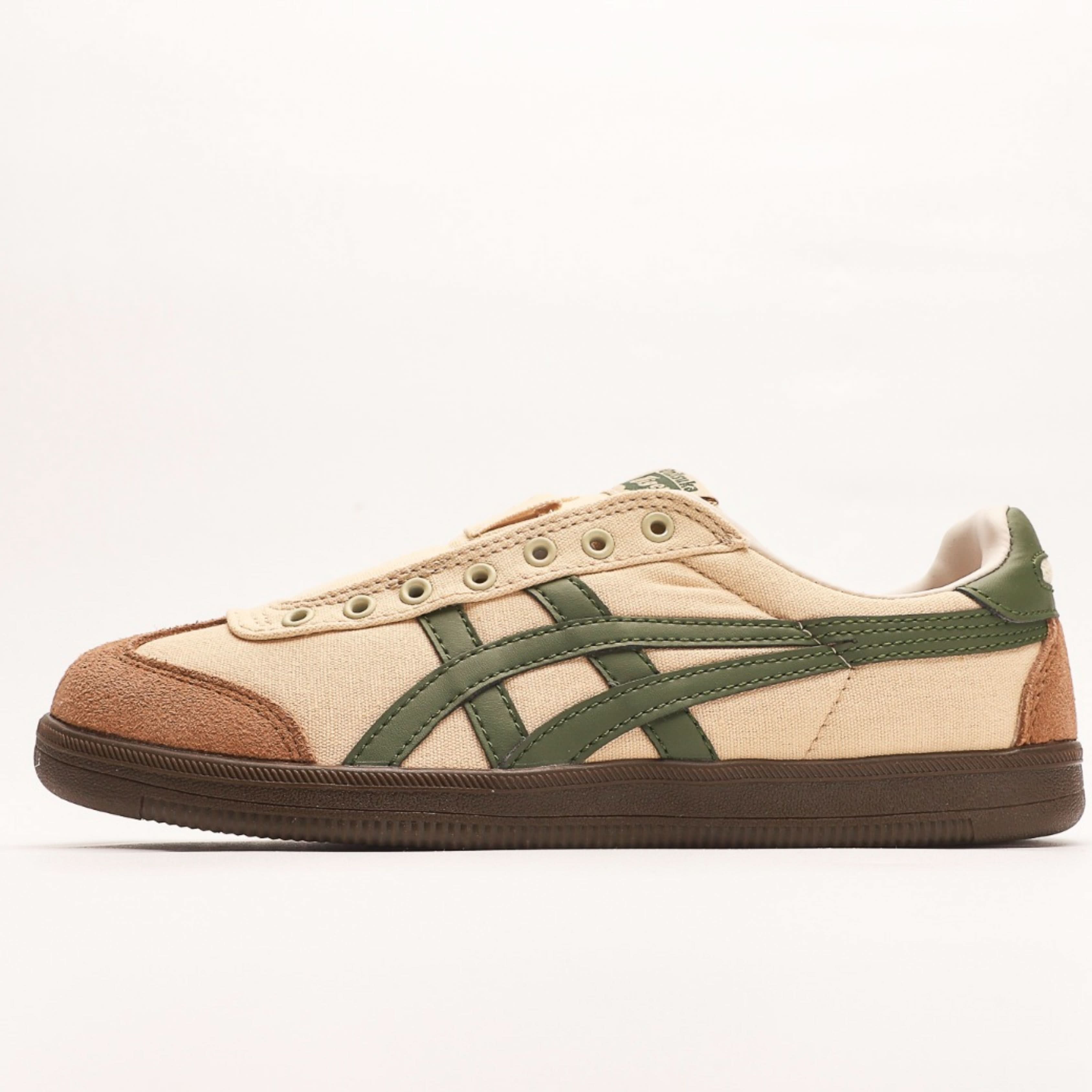Onitsuka Tiger Tokuten Slip‑On – Beige/Brown/Green Suede Edition