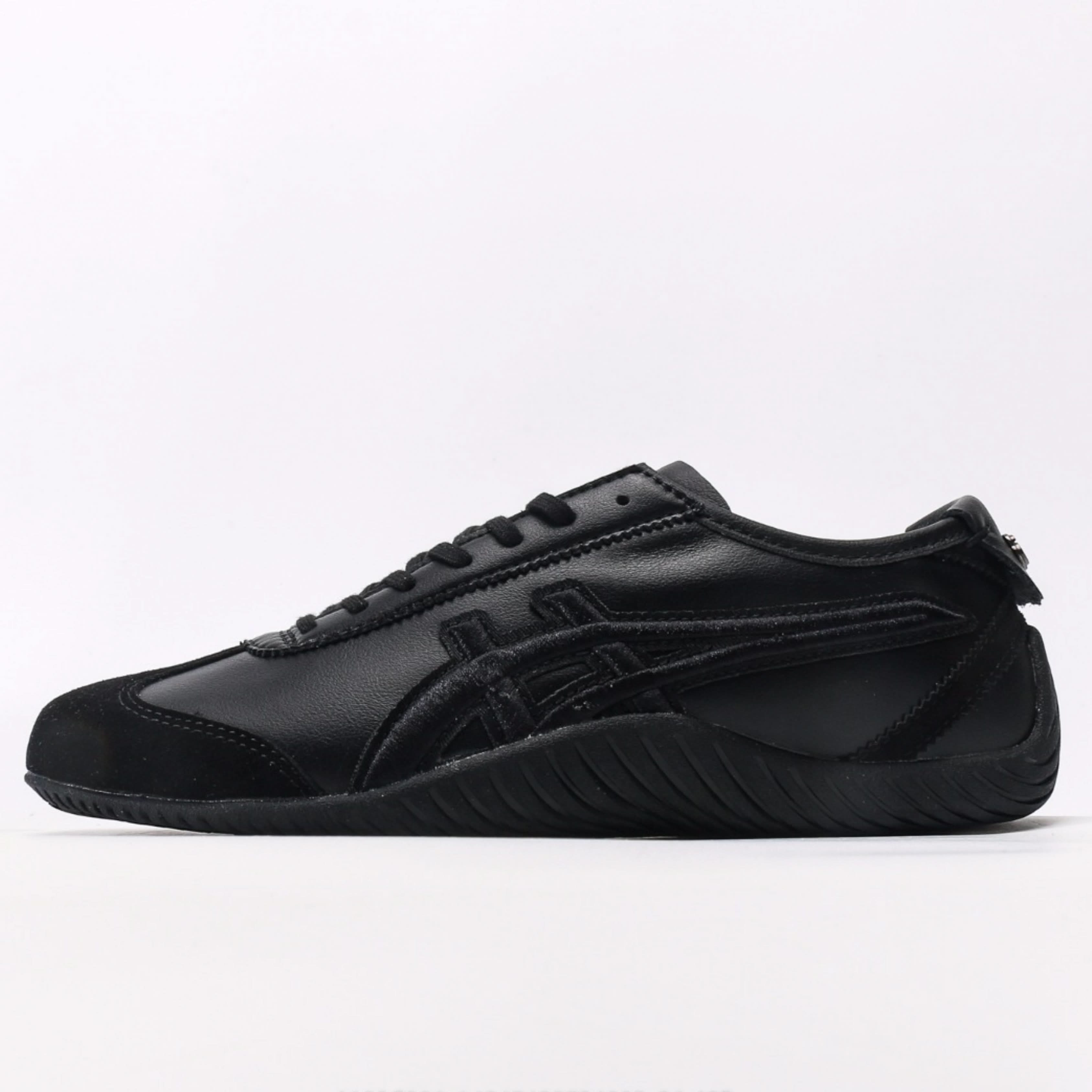 Onitsuka Tiger Unisex Low-Top – Metal Accent Edition