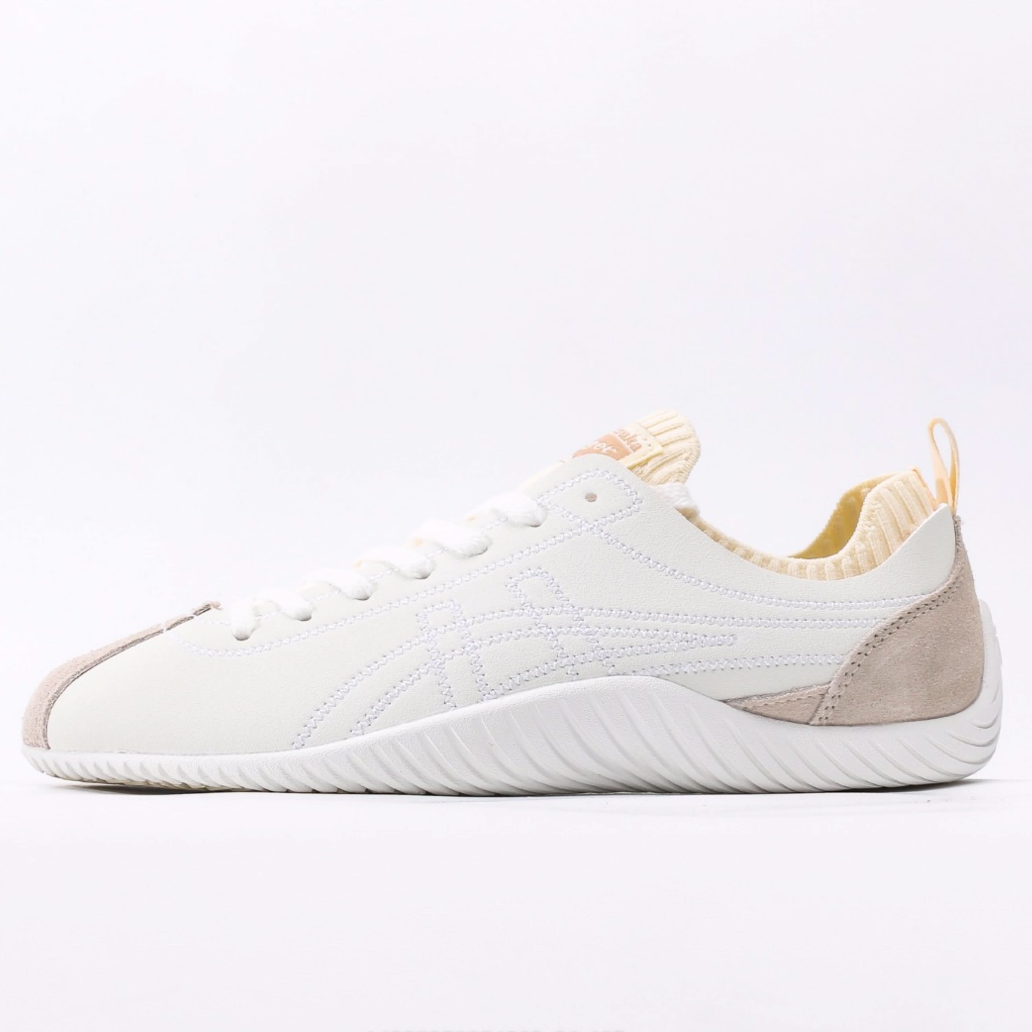 Onitsuka Tiger SCLAW – Cream Innovation Edition