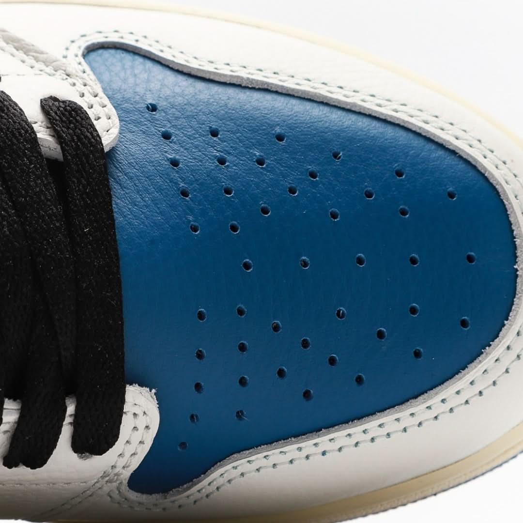 Nike Air Jordan 1 High OG SP fragment design x Travis Scott