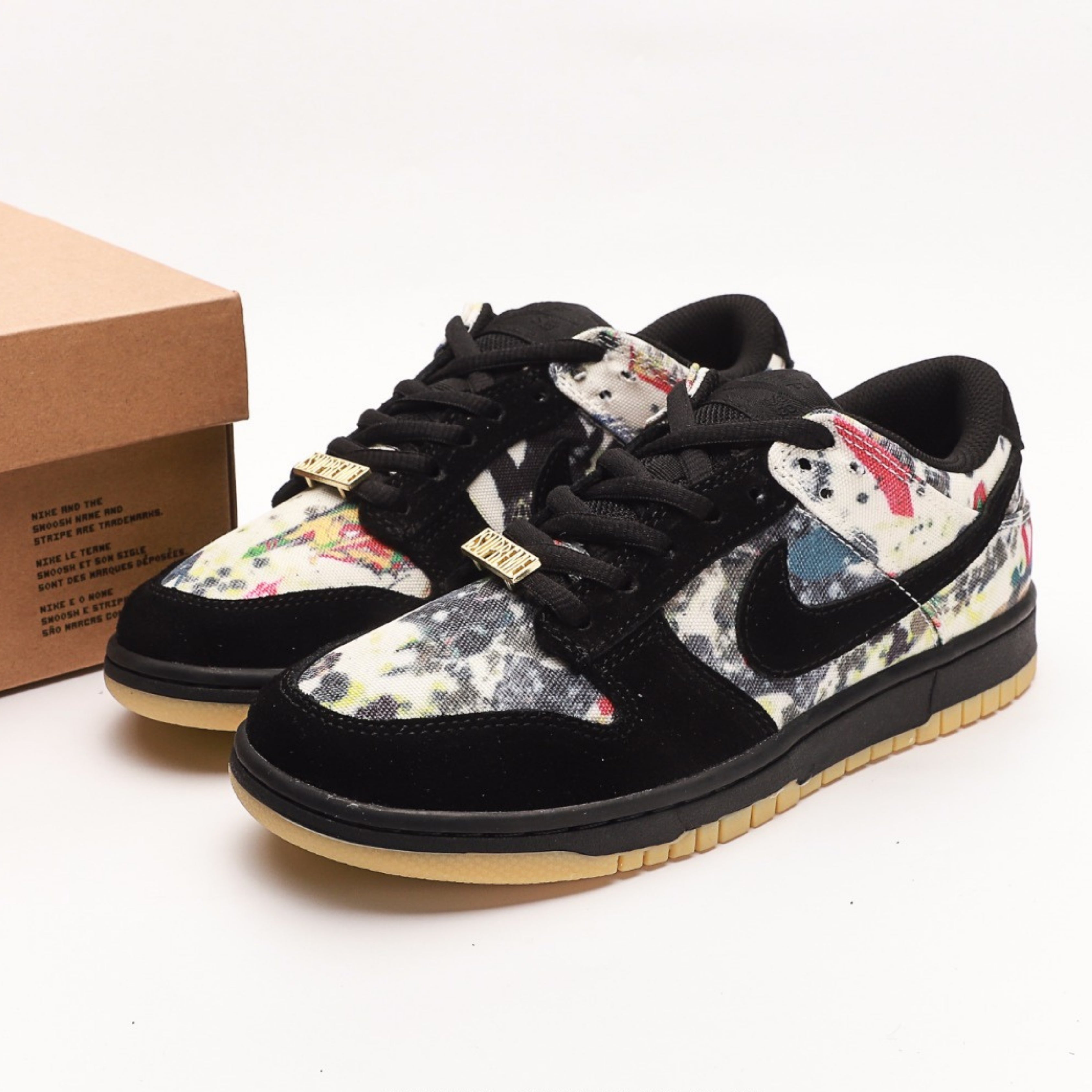 Nike SB Dunk Low Supreme Rammellzee