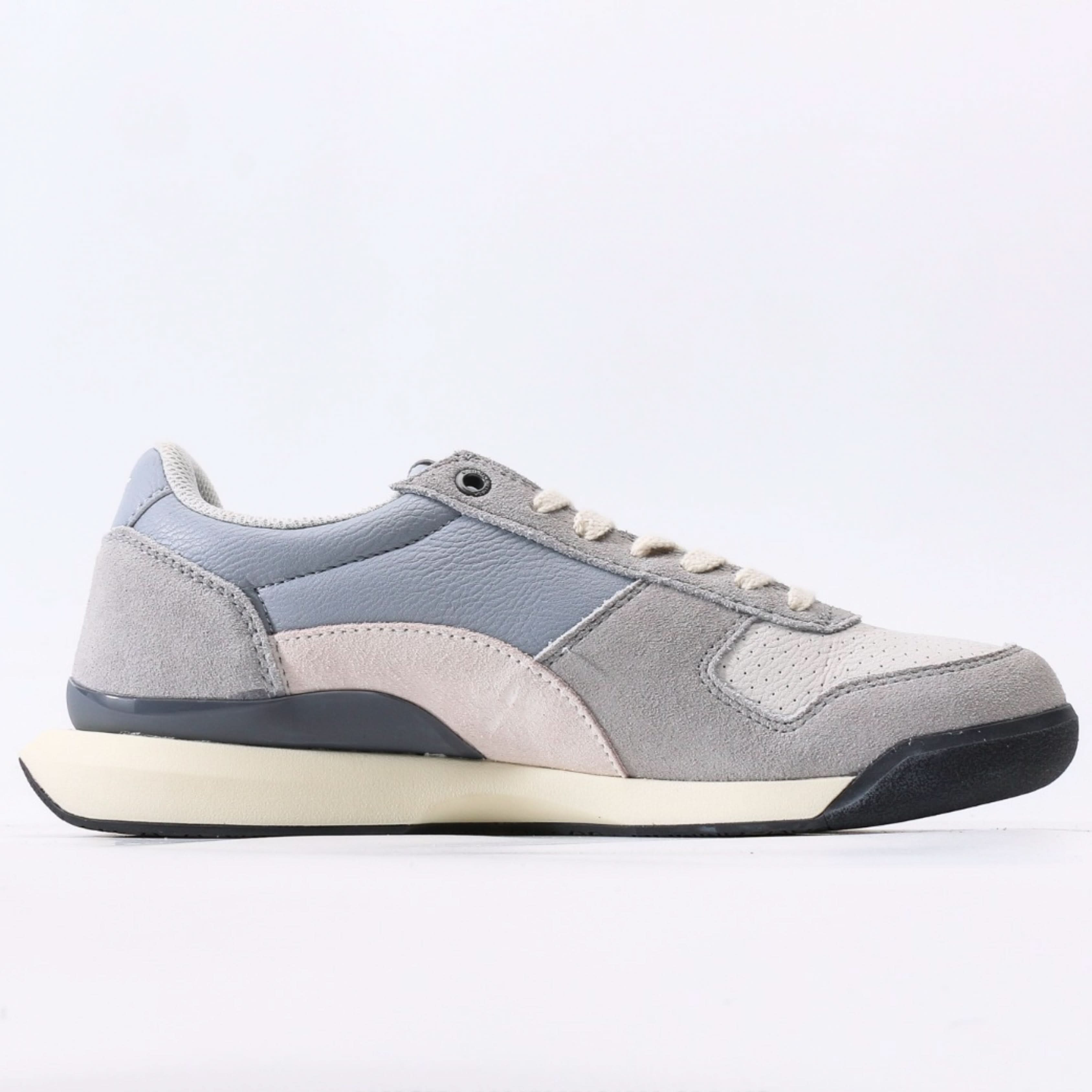 Onitsuka Tiger Ultimate 81 EX – Light Grey Edition