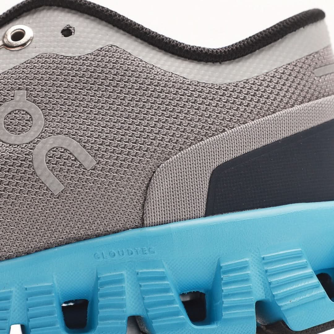 ON Running Men's Cloud X Textile