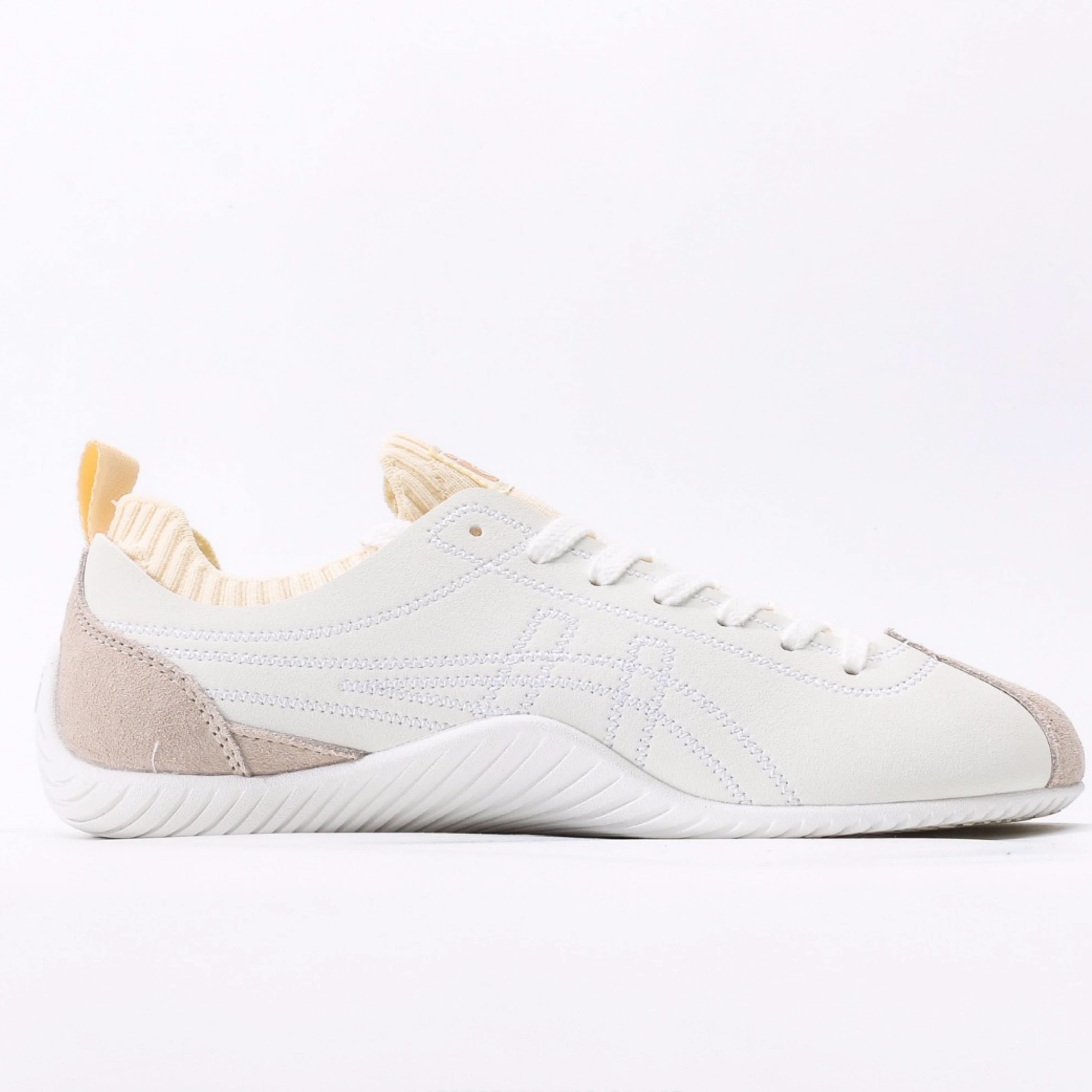 Onitsuka Tiger SCLAW – Cream Innovation Edition