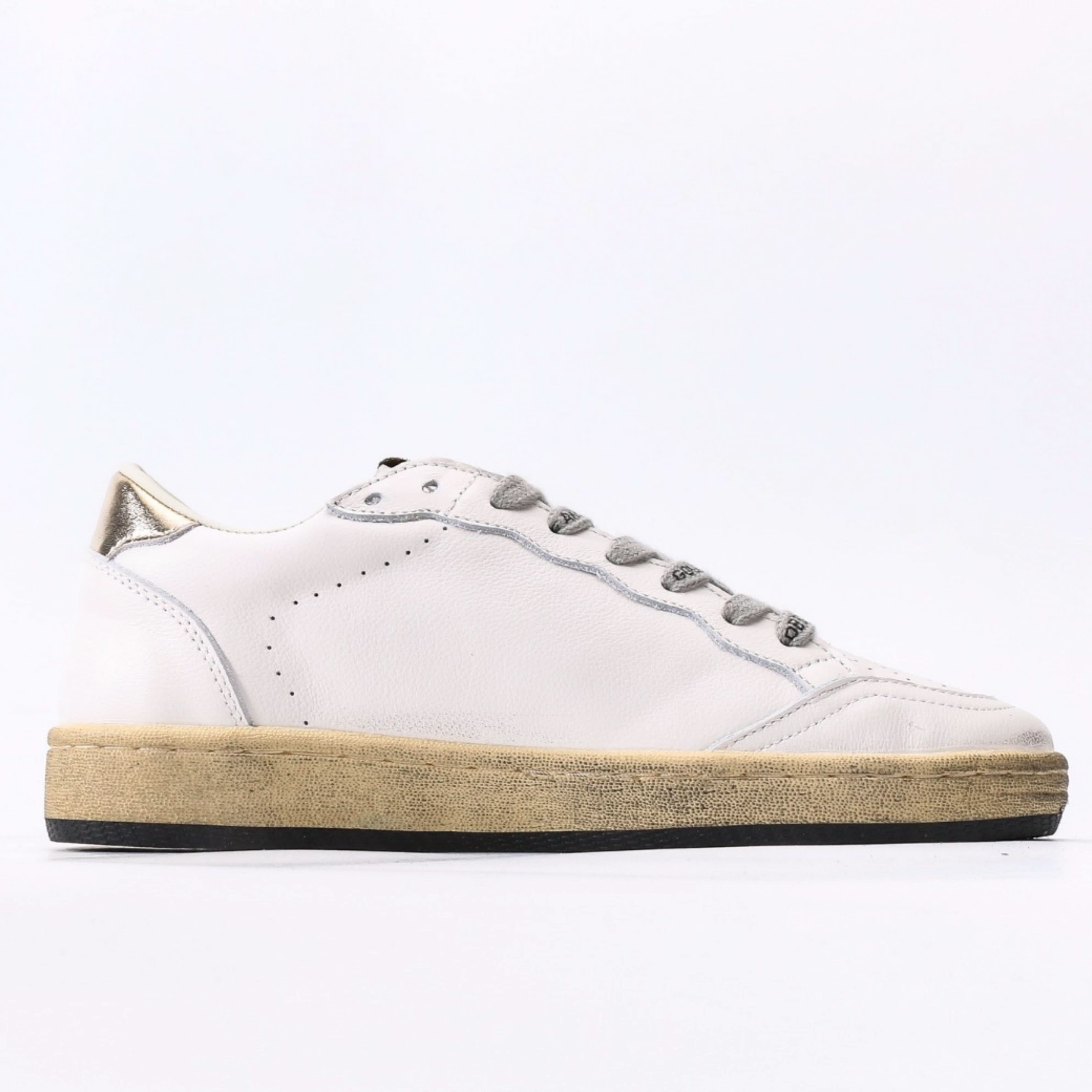 Golden Goose Super Star