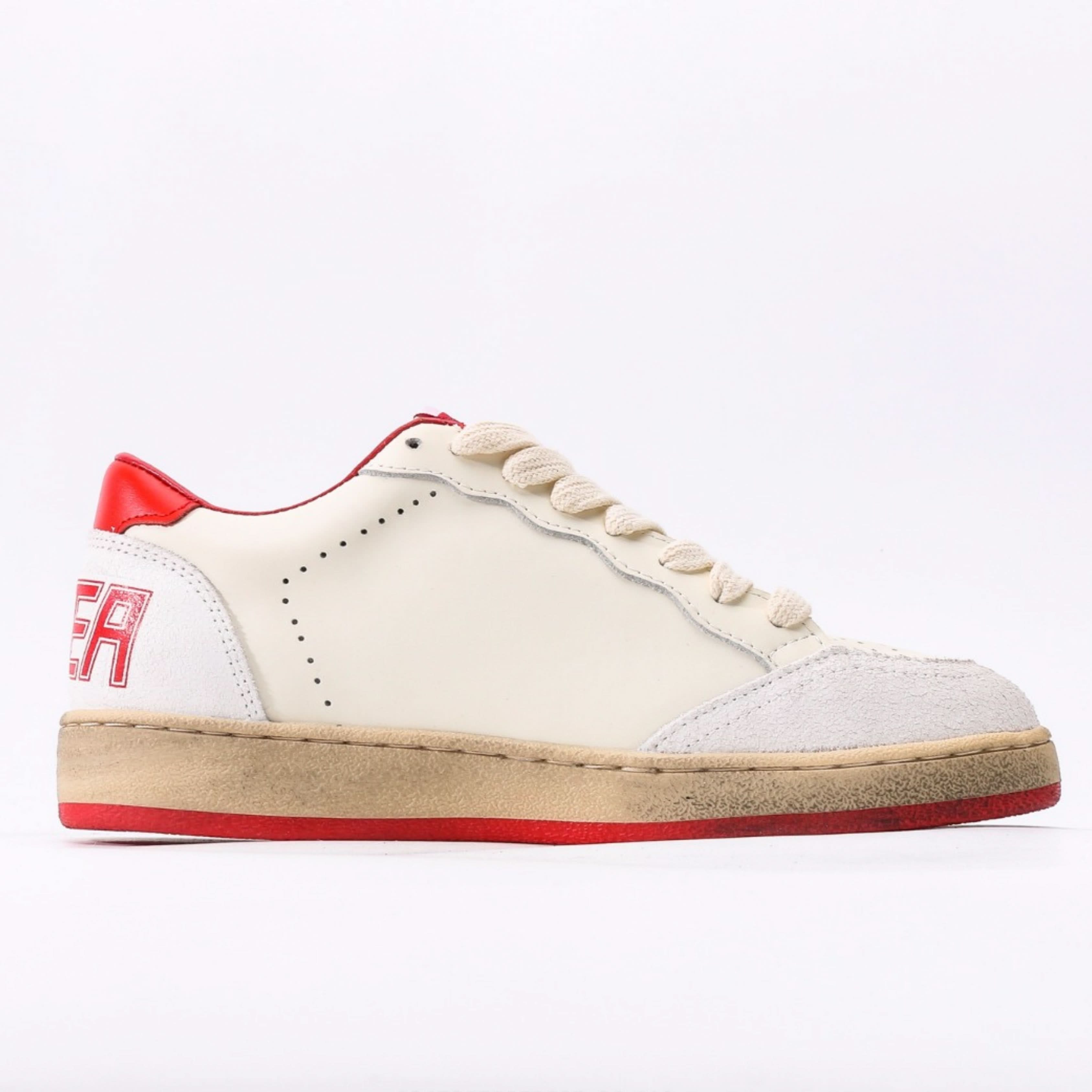 Golden Goose Super Star