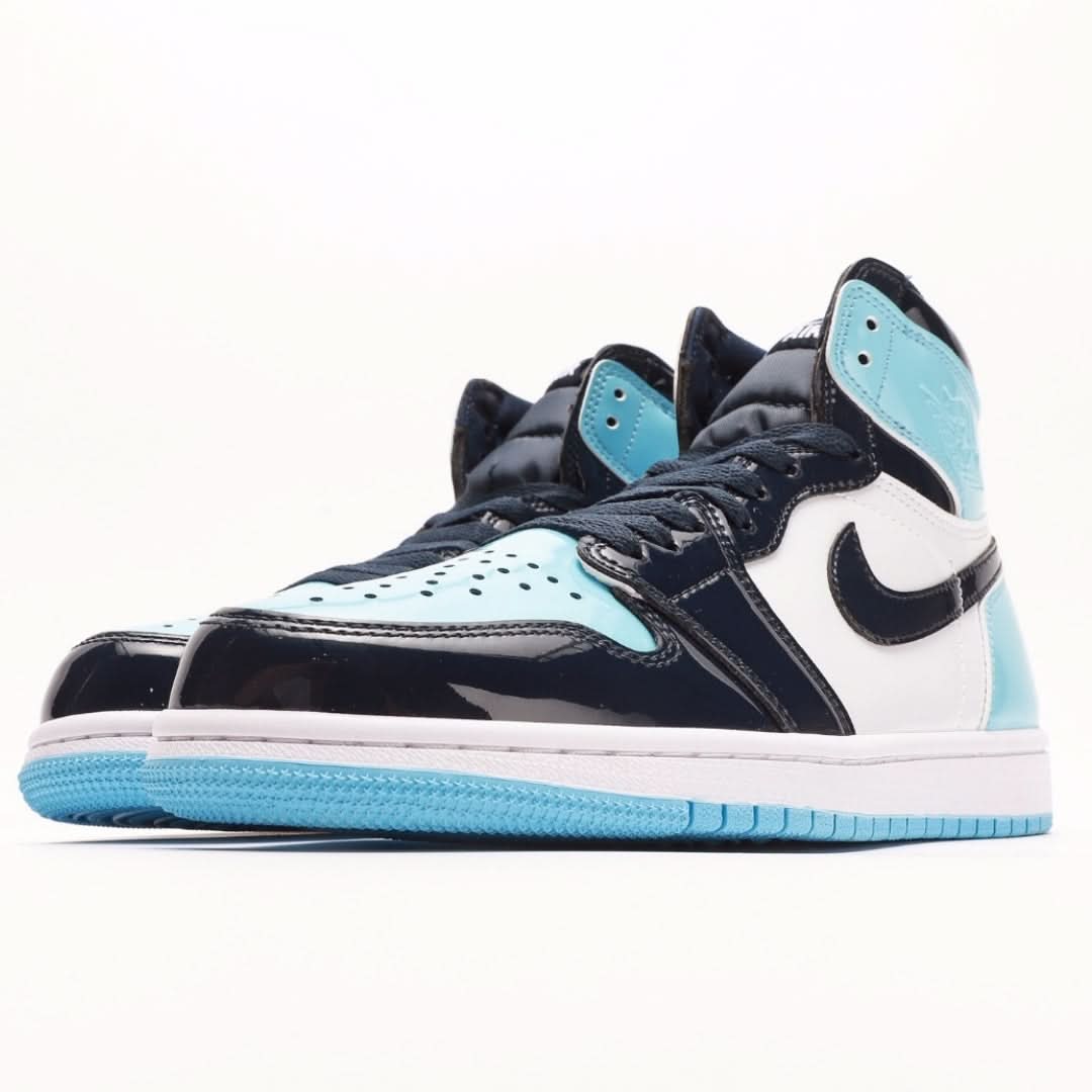 Nike Air Jordan 1 Retro High UNC Patent (W)