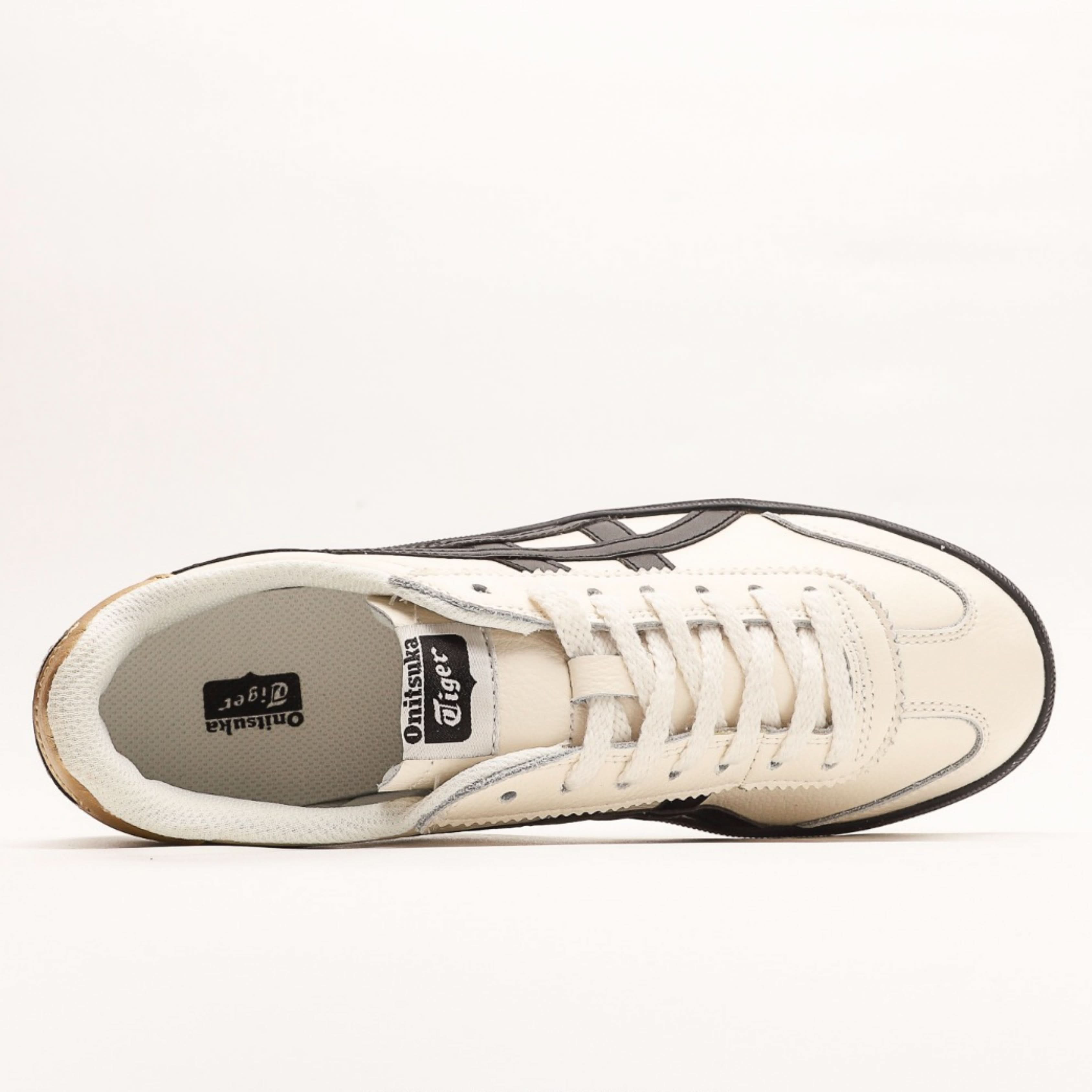 Onitsuka Tiger Tokuten – Cream/Black/Gold Edition