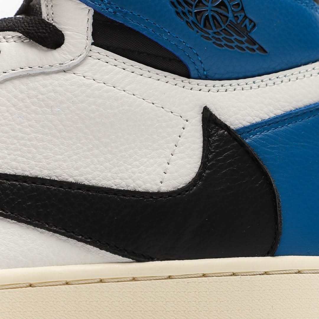 Nike Air Jordan 1 High OG SP fragment design x Travis Scott