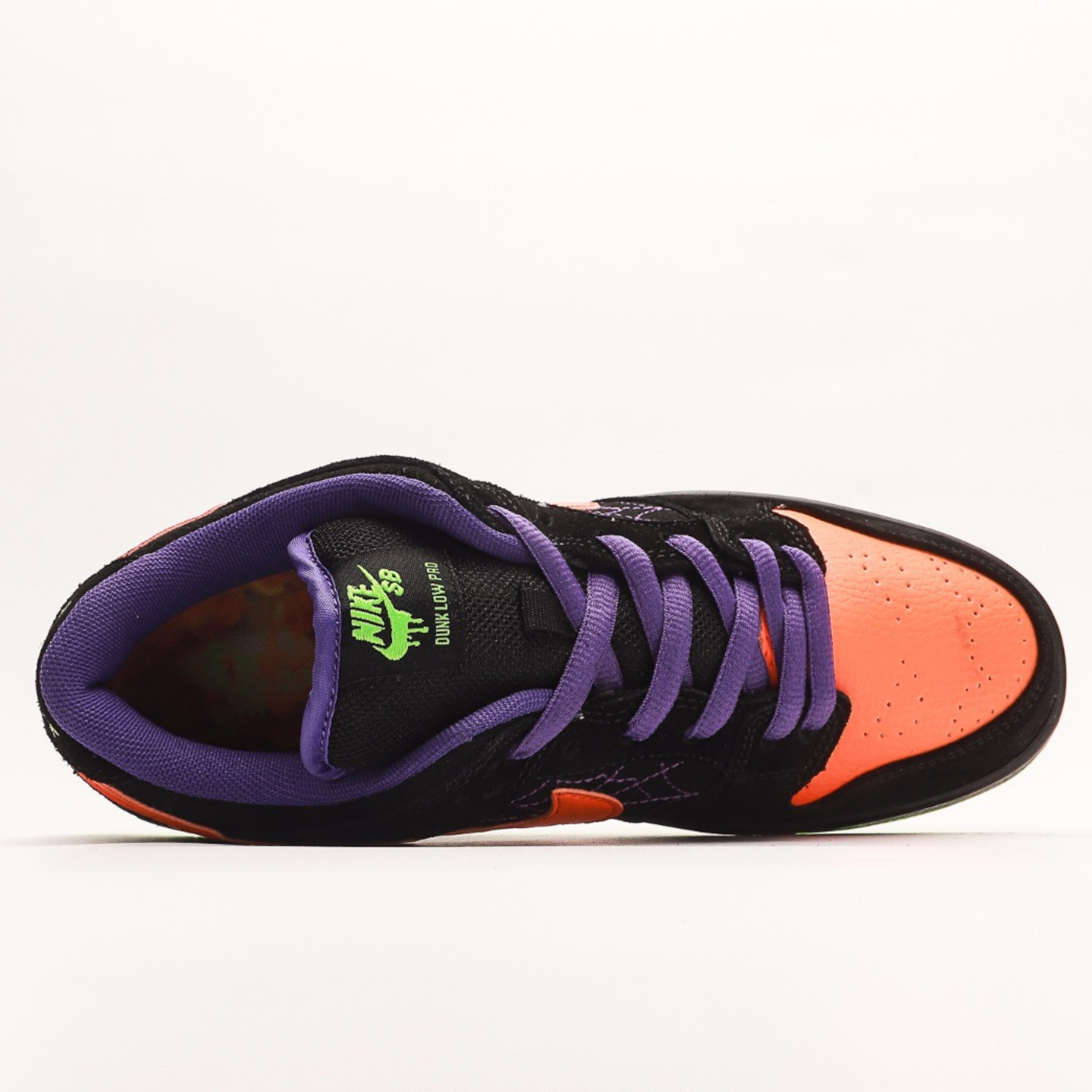 Nike SB Dunk Low Night of Mischief Halloween
