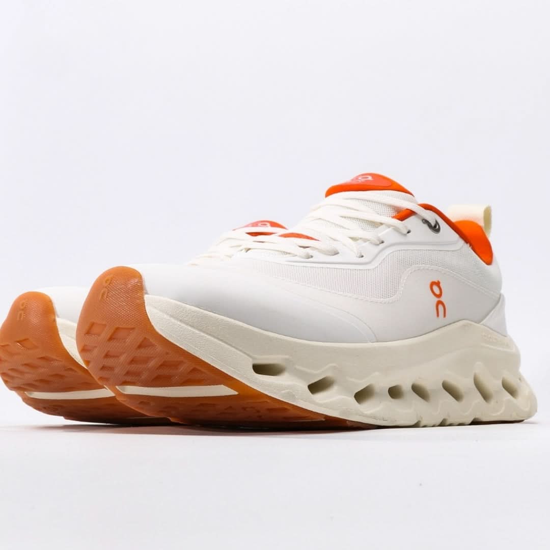 Tenis On Running Cloudtilt 1 M Sneakers
