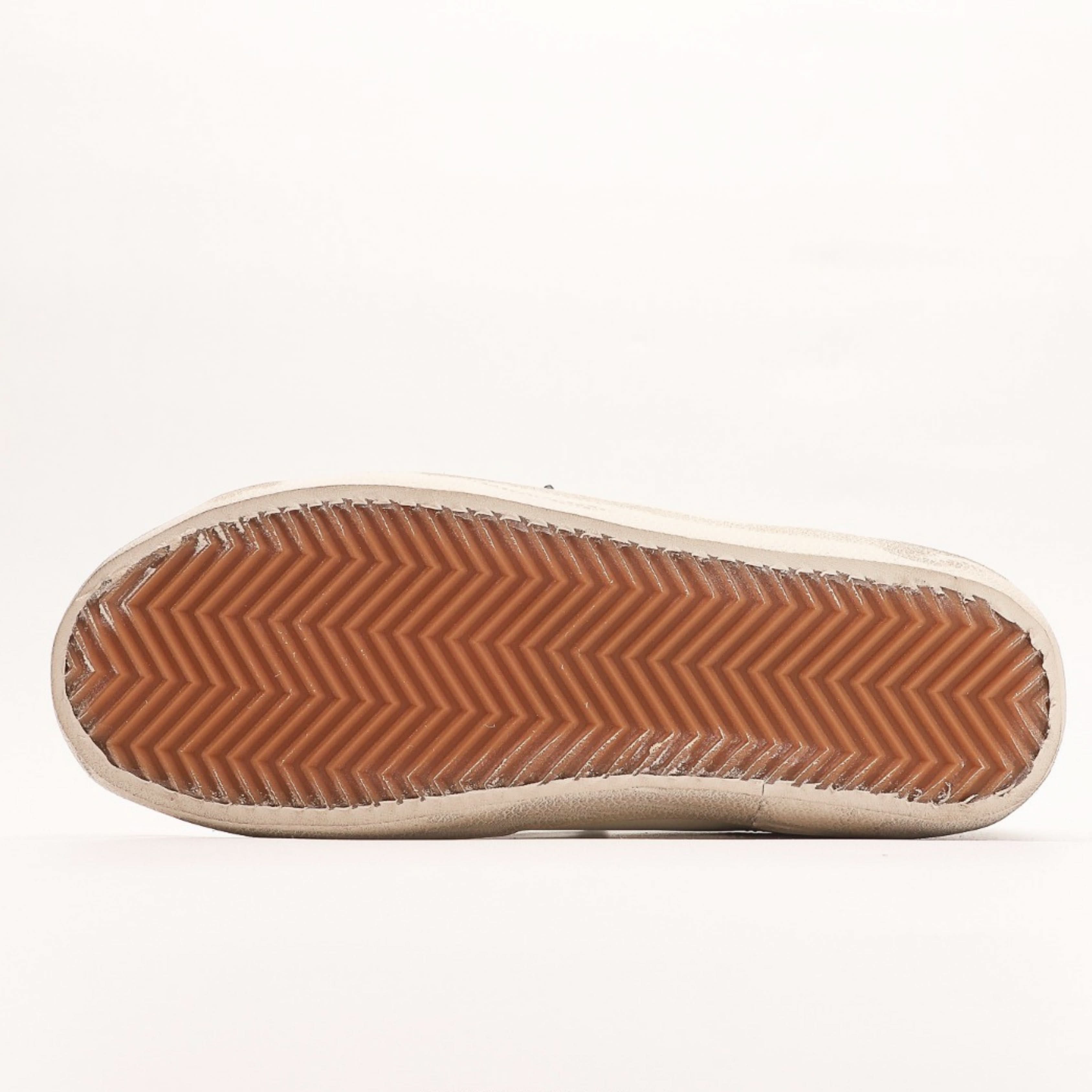 Golden Goose Super Star