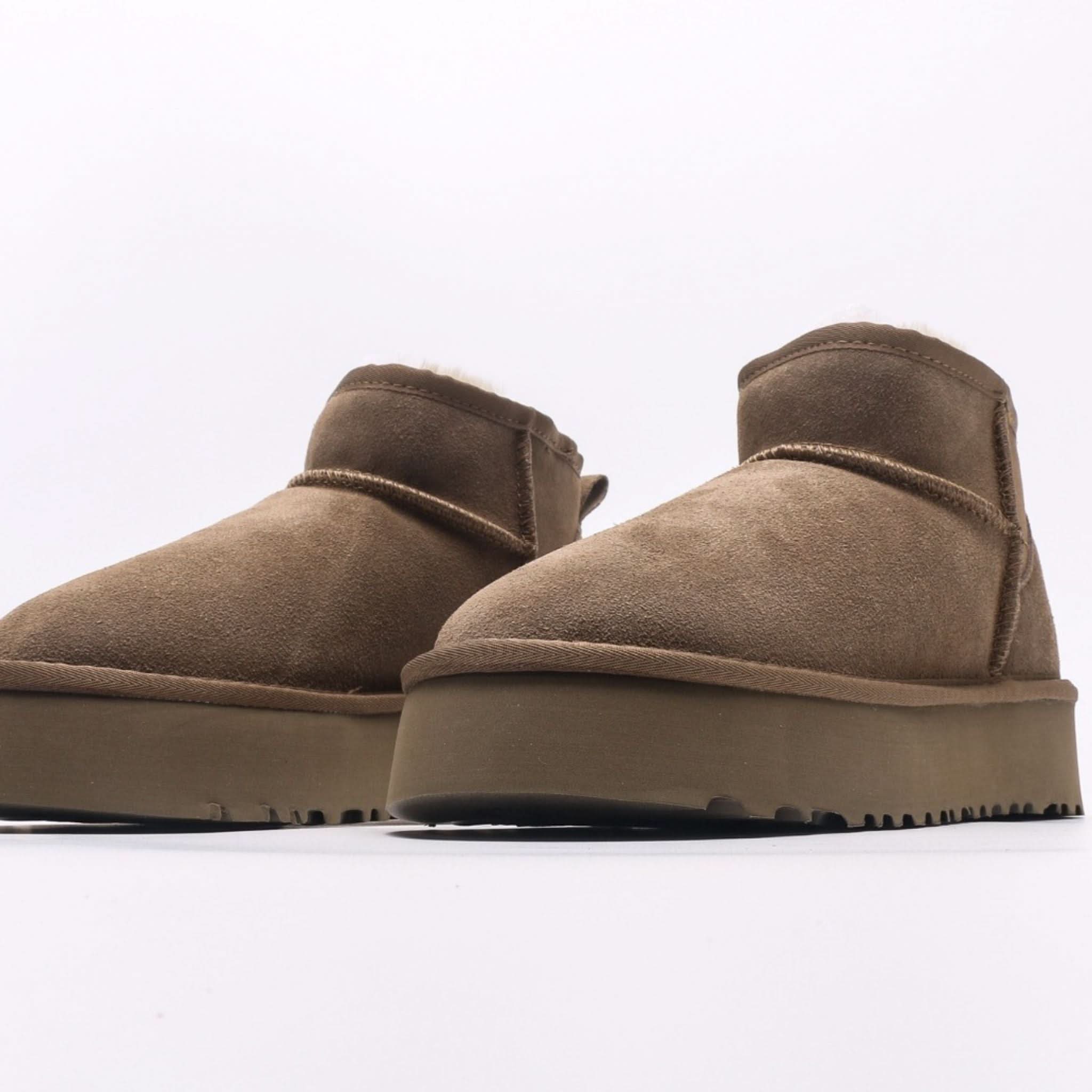 UGG Sneaker Platform Dark Beige