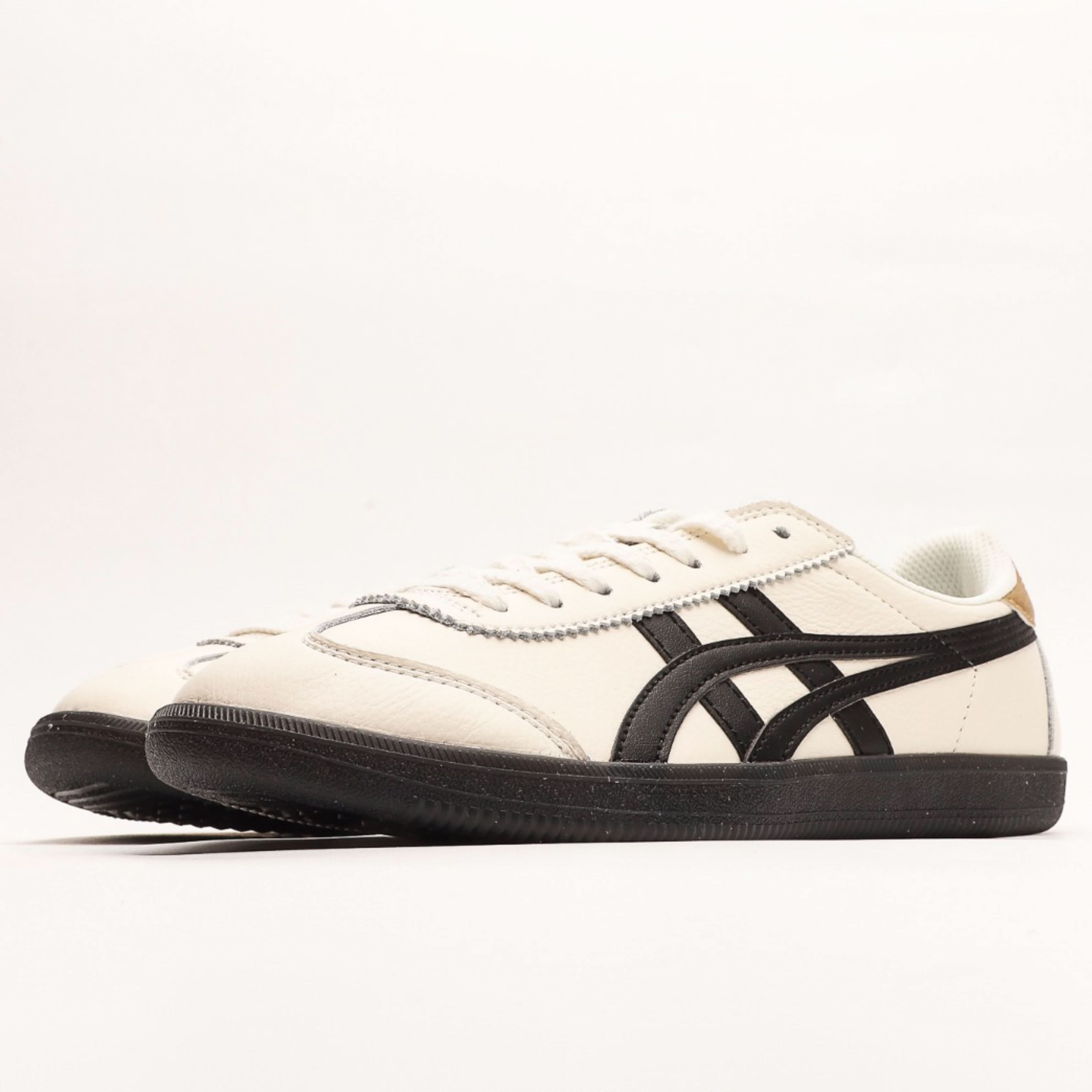 Onitsuka Tiger Tokuten – Cream/Black/Gold Edition
