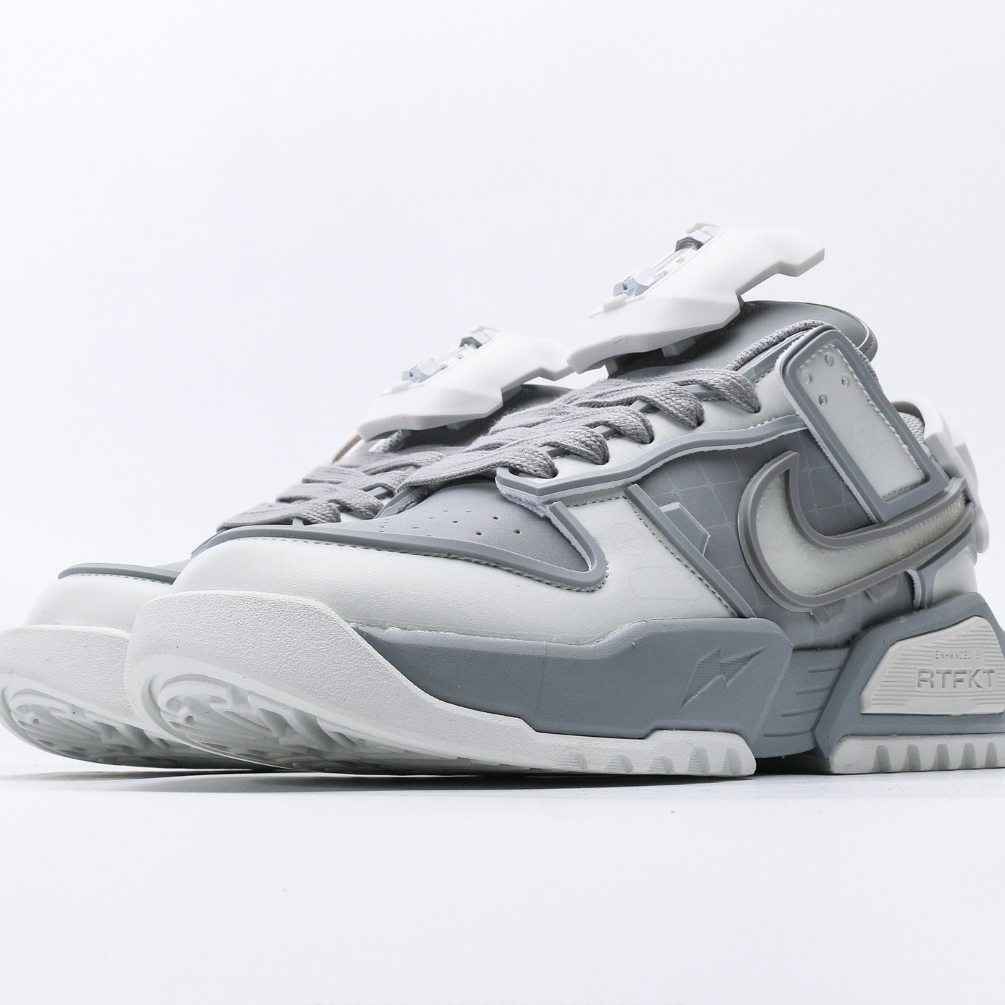 Nike Dunk Genesis Low x RTFKT Ghost