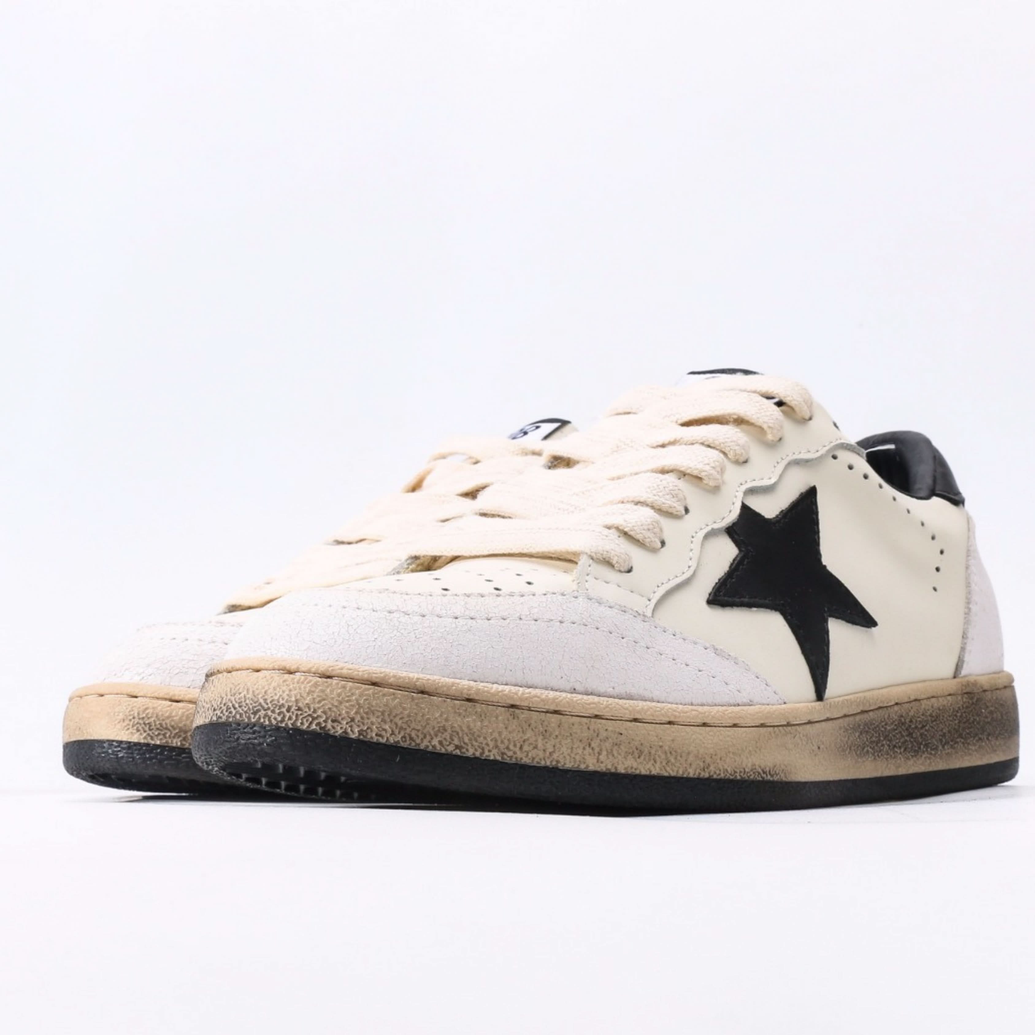 Golden Goose Super Star