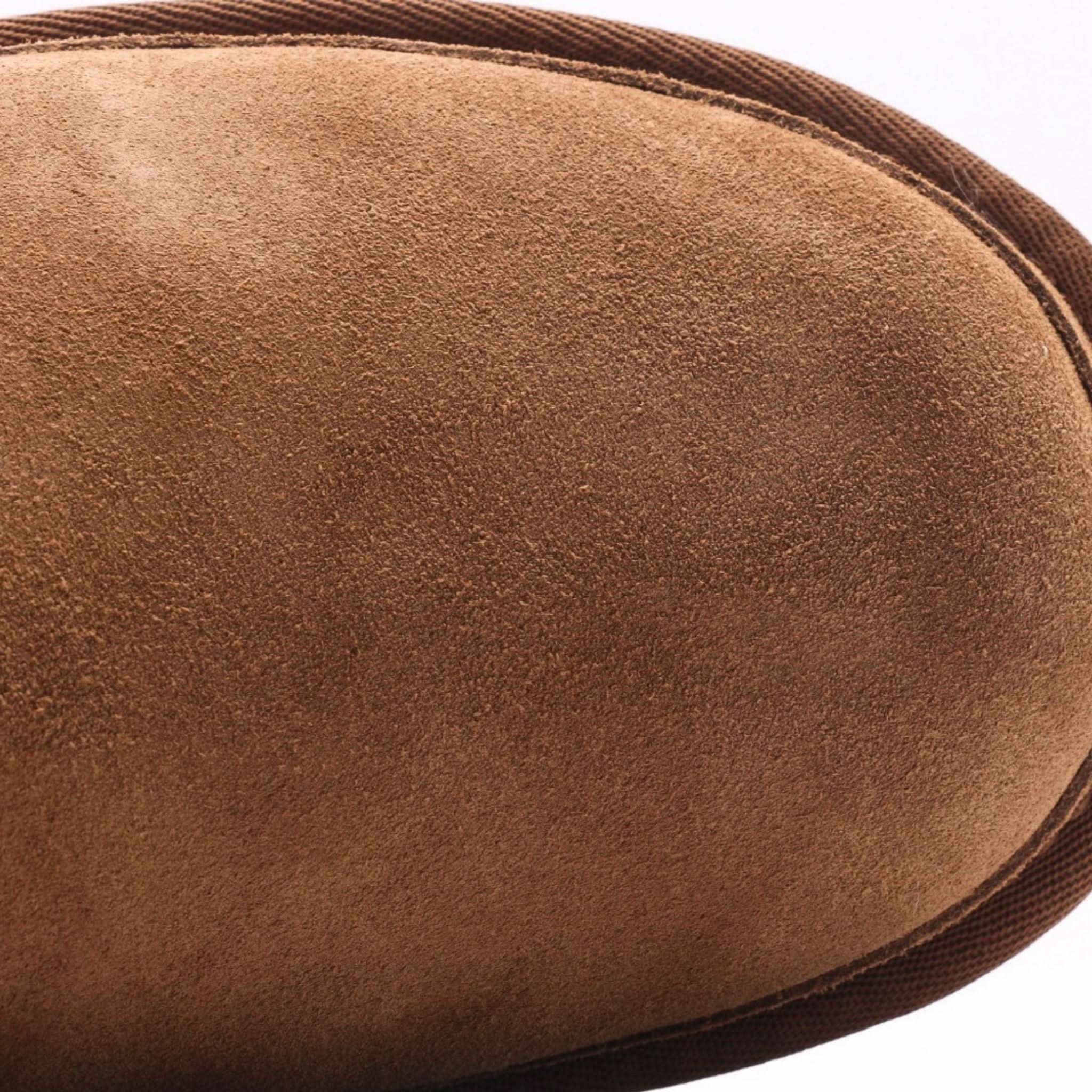 UGG-5877 Bootie Chestnut