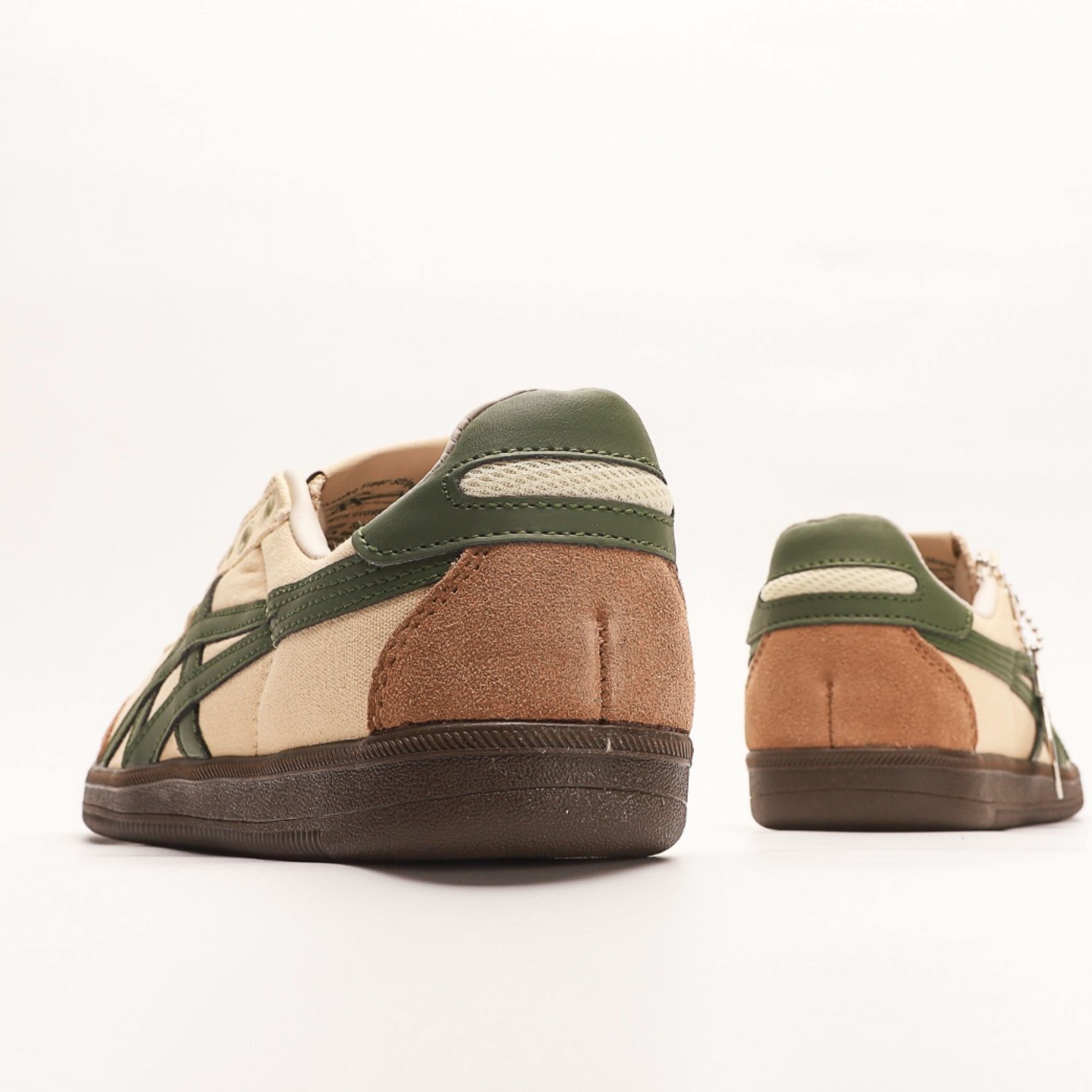Onitsuka Tiger Tokuten Slip‑On – Beige/Brown/Green Suede Edition
