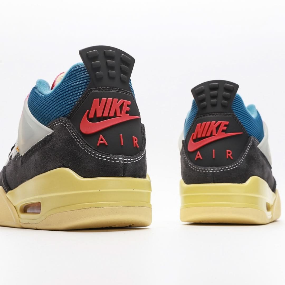Nike Air Jordan 4 Retro Union Off Noir