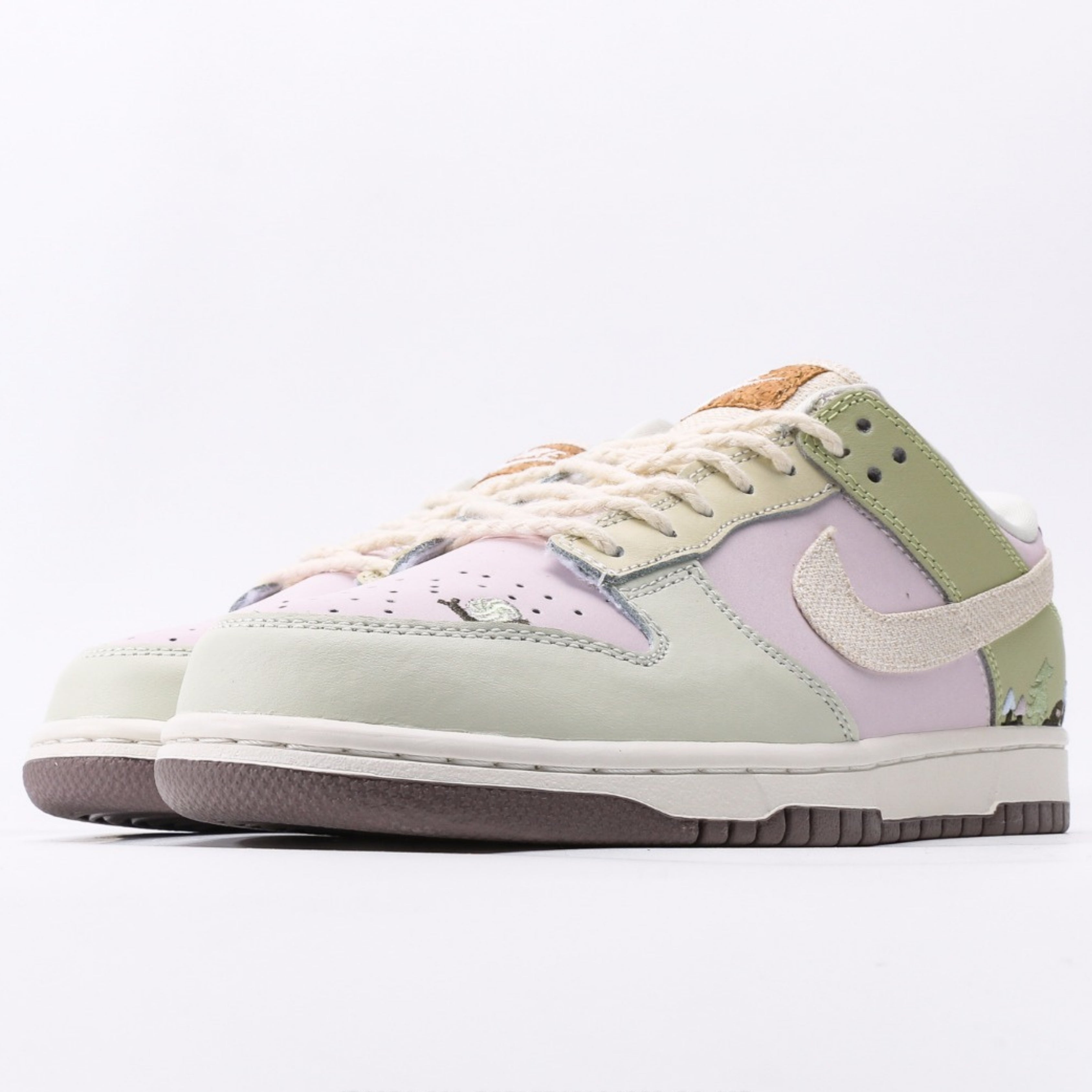 Nike Dunk Low LX Mushroom