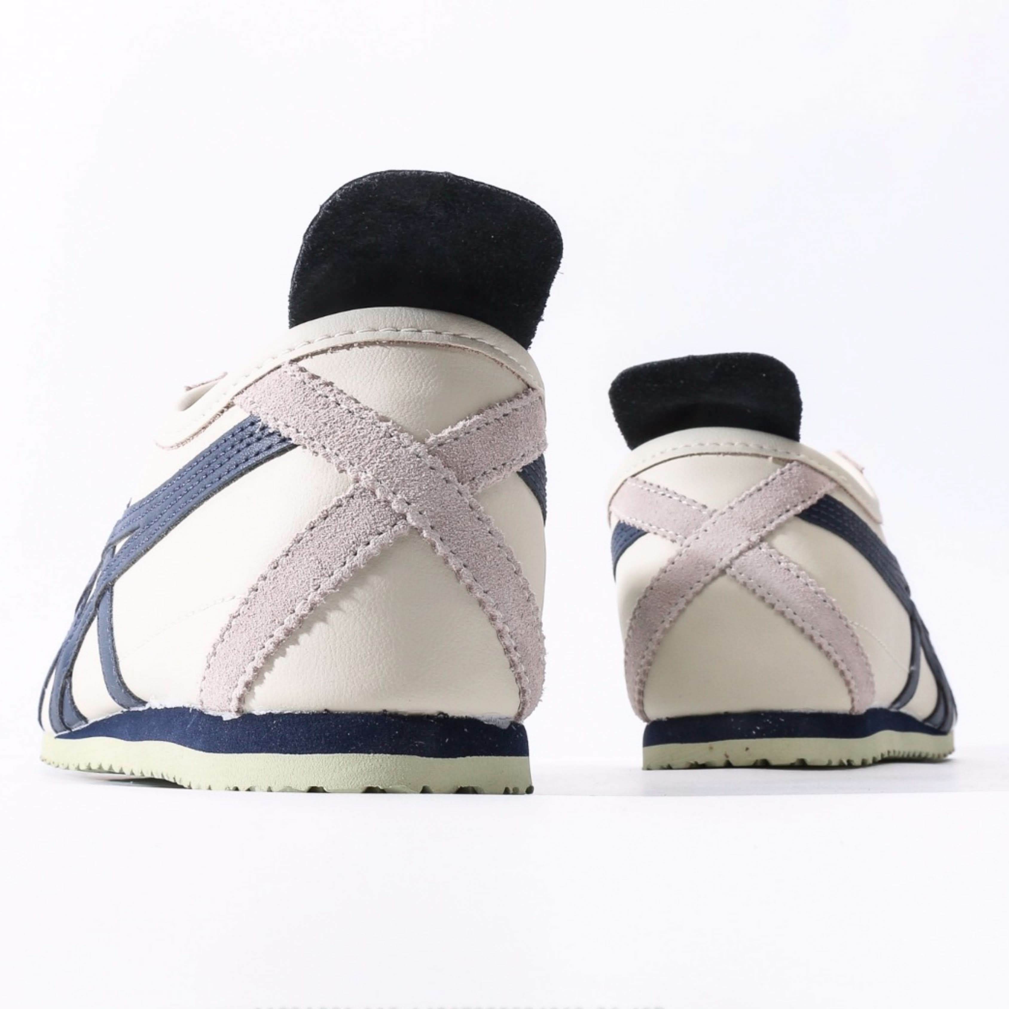Onitsuka Tiger Mexico 66 – Birch Peacoat Heritage Edition