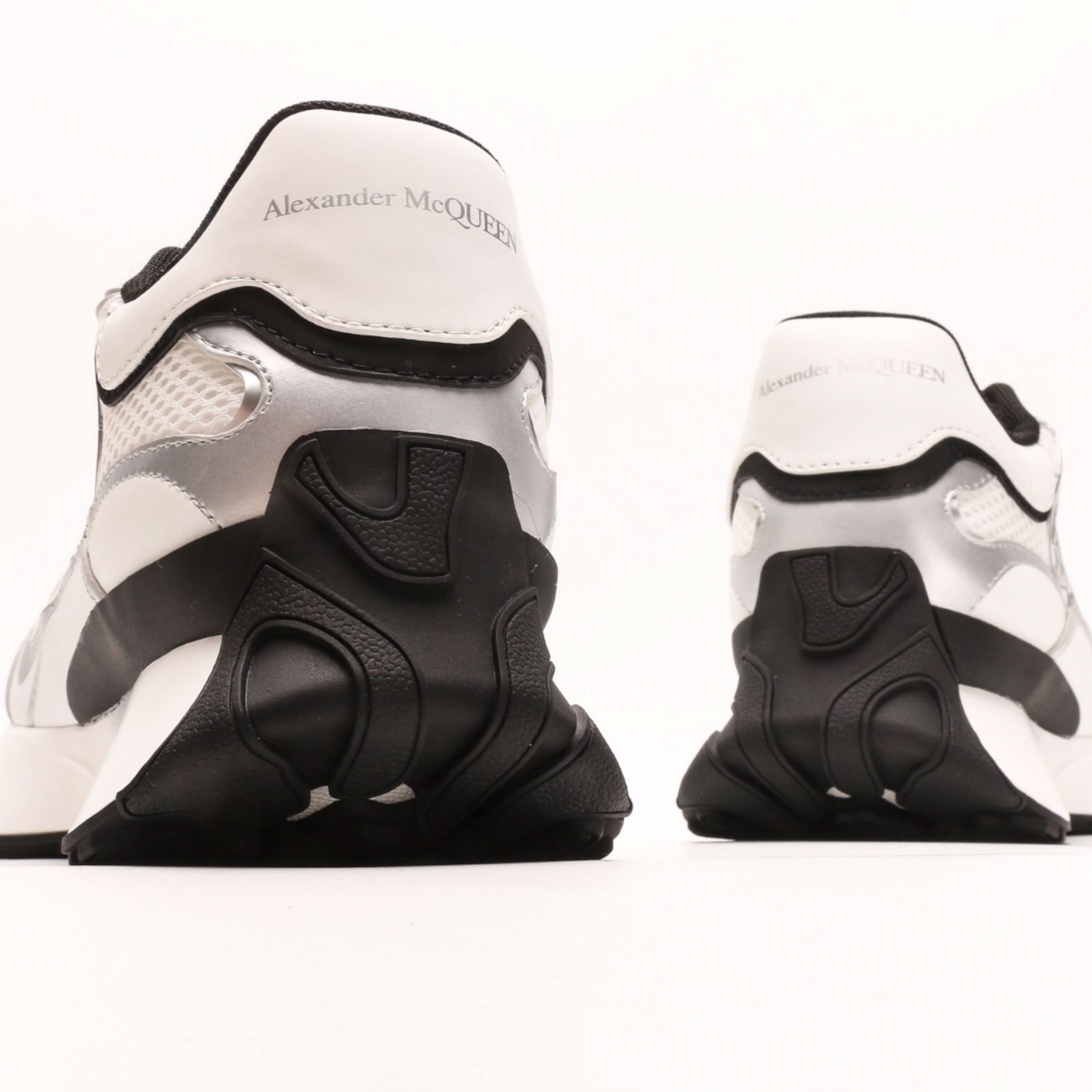 Alexander McQueen Sprint Runner Sneakers