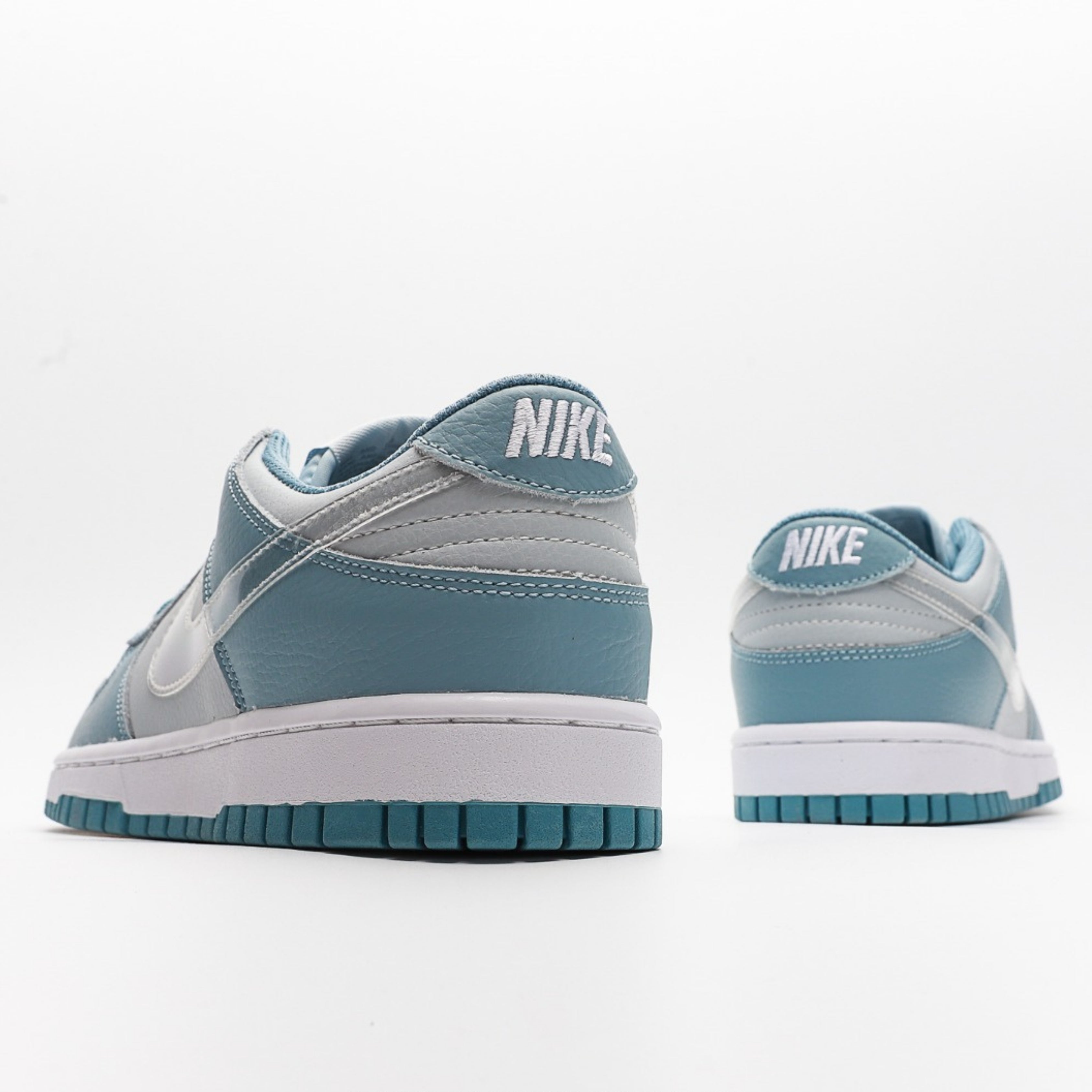 Nike Dunk Low Clear Aqua