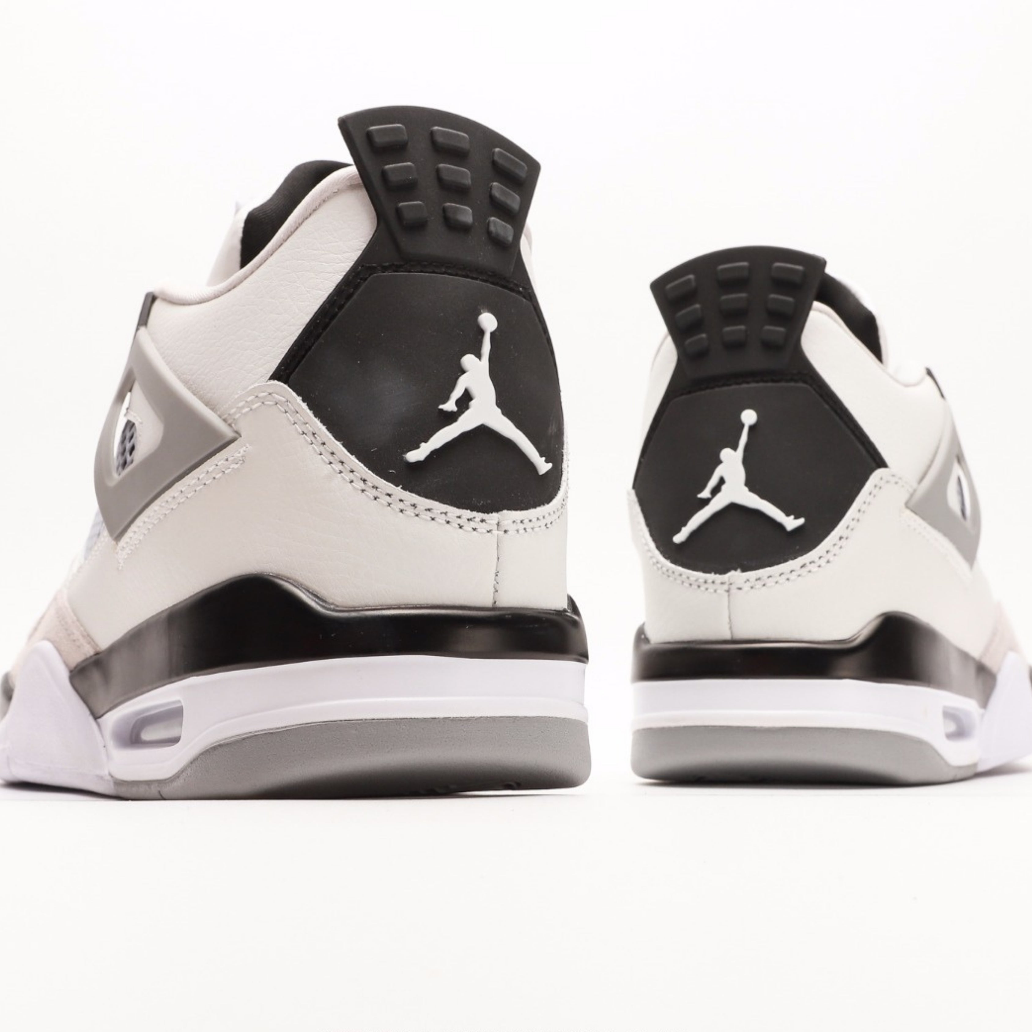 Nike Air Jordan 4 Retro Military Black