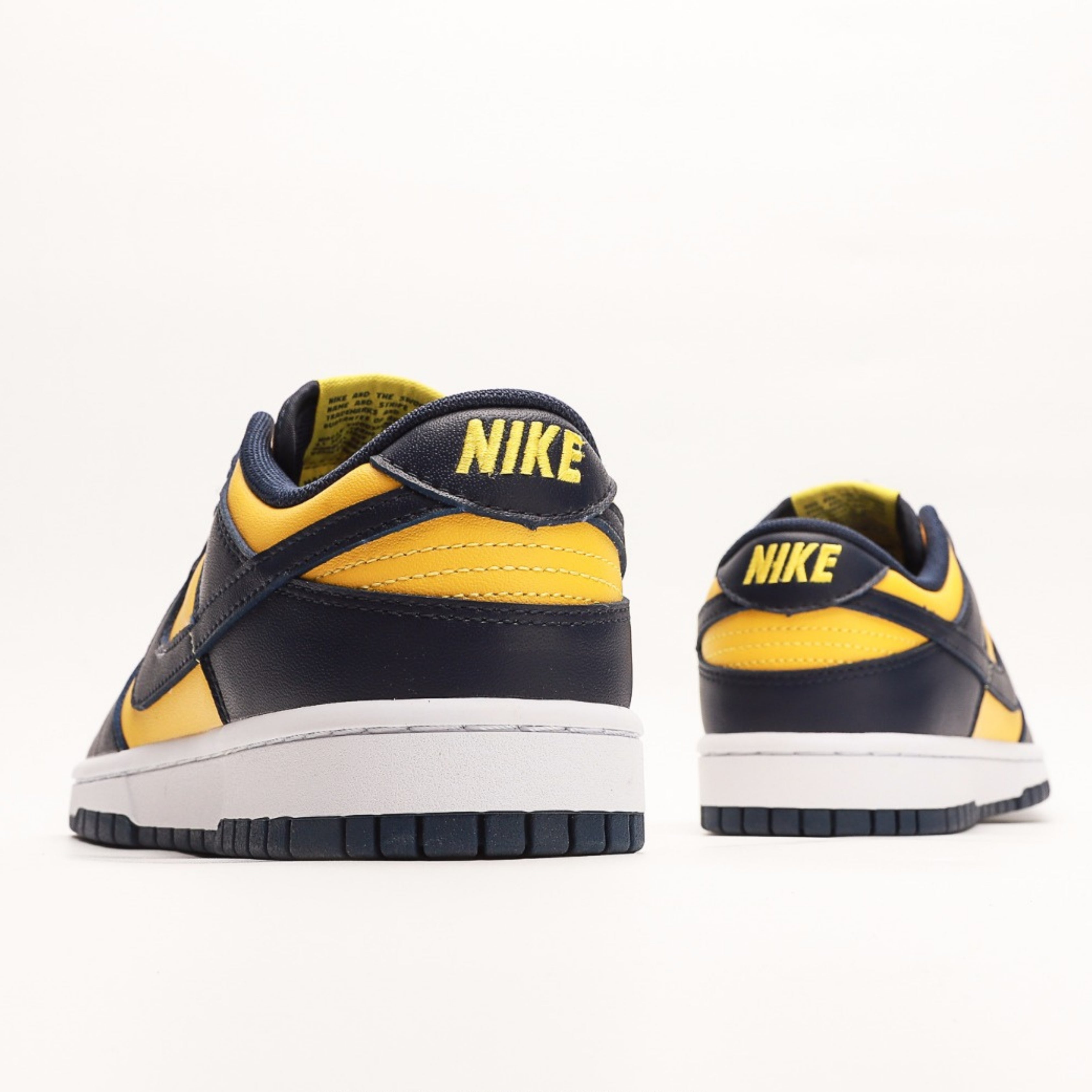 Nike Dunk Low Michigan