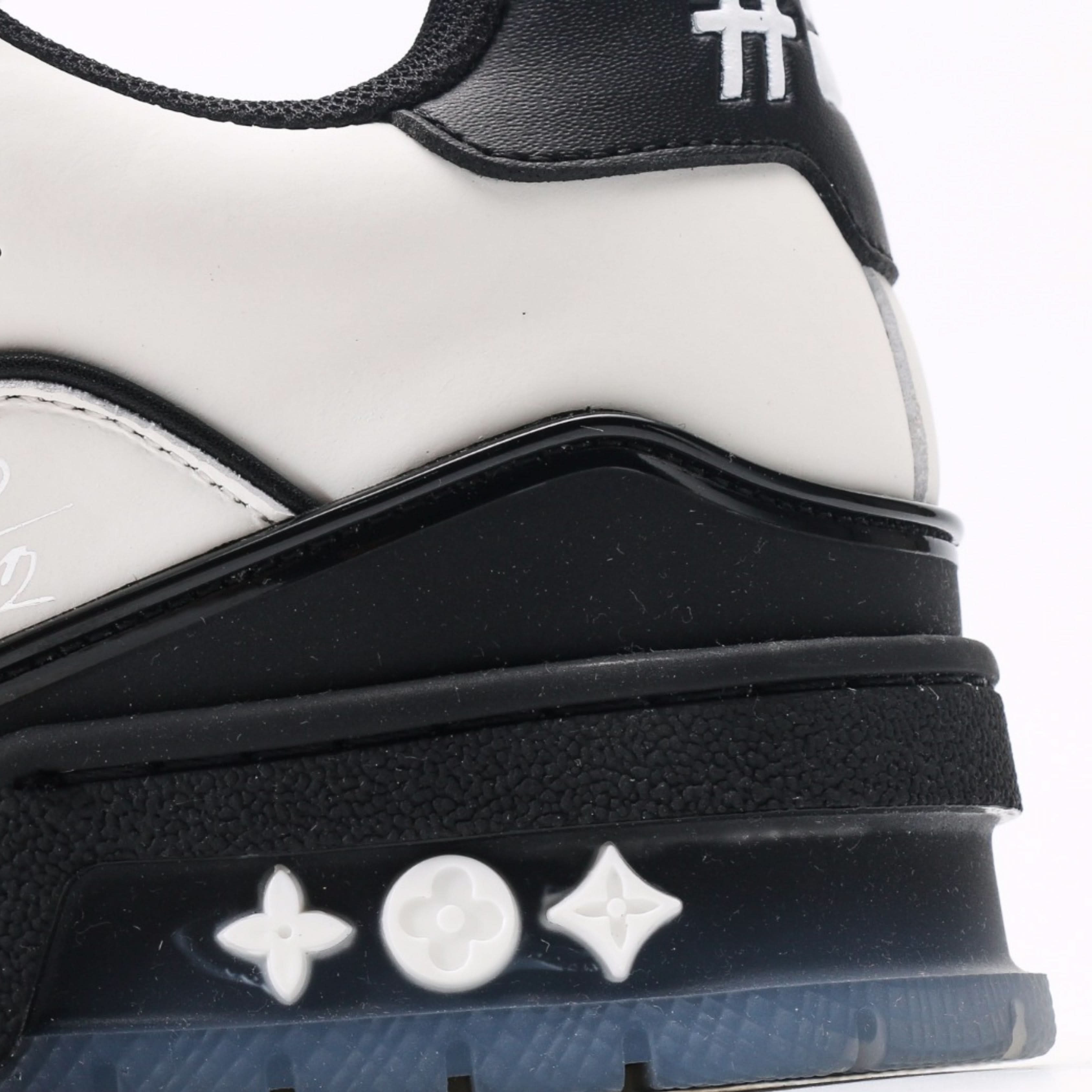 Louis Vuitton Sneaker