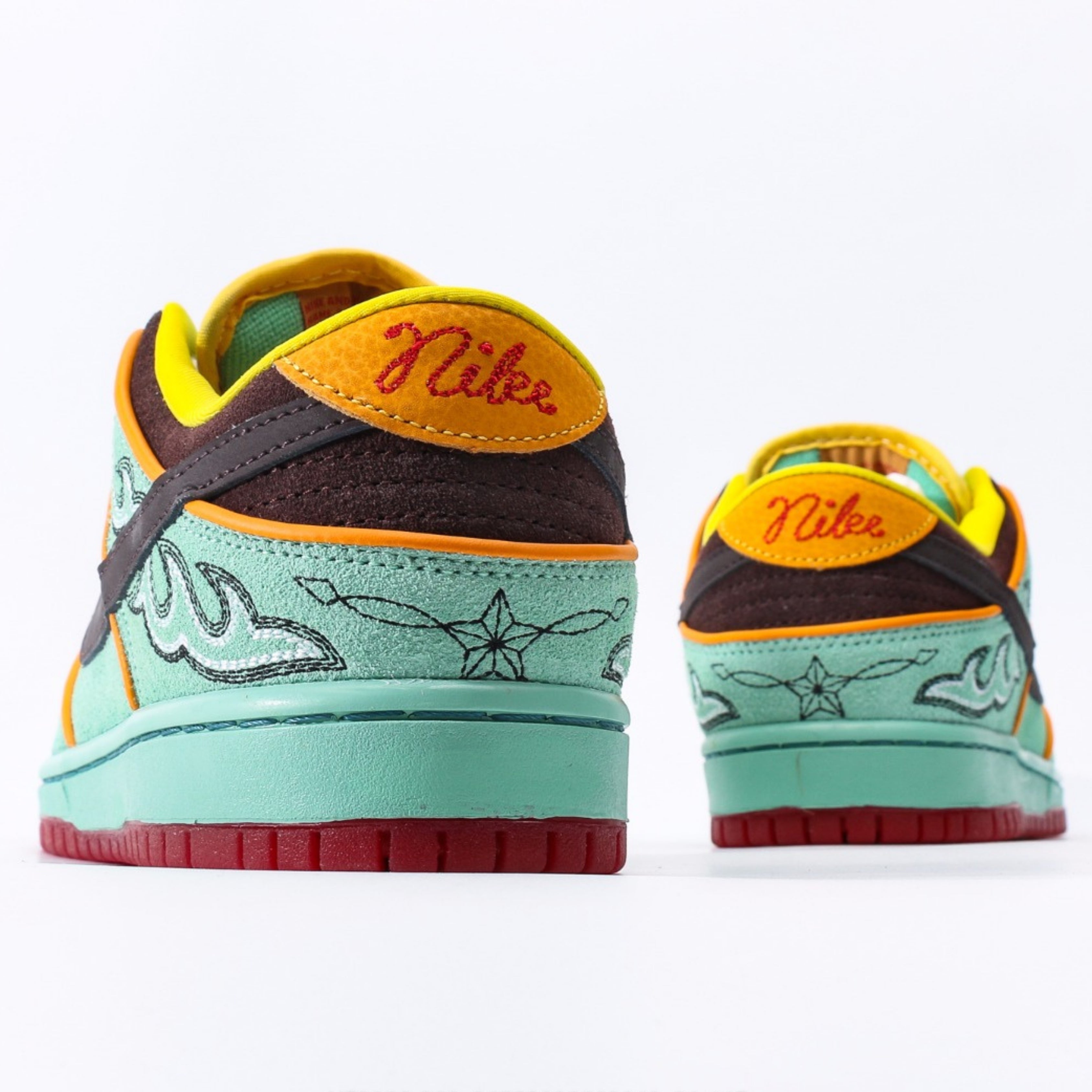 Nike SB Dunk Low Rodeo Tourmaline