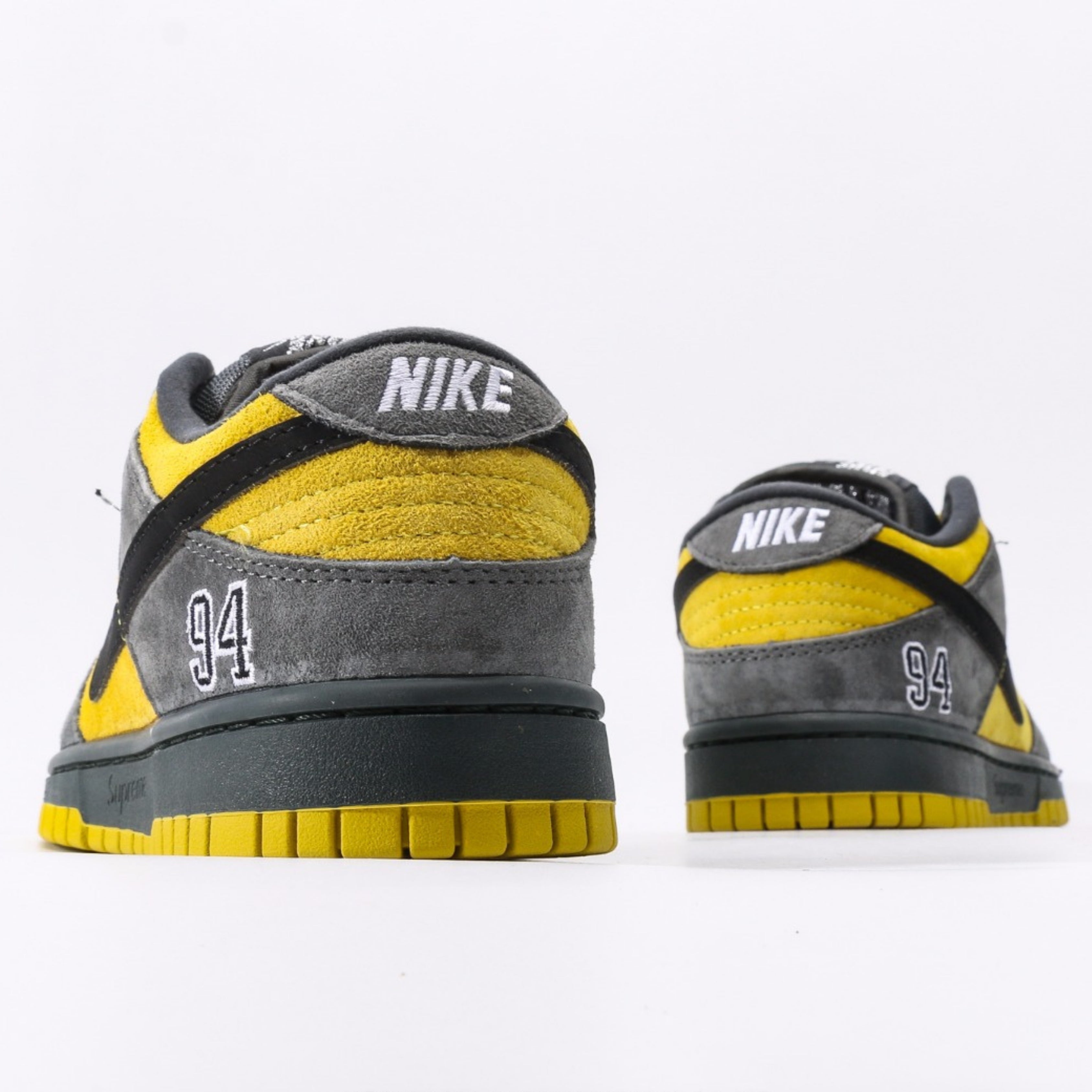 Nike SB Dunk Low Supreme 94 Camper Green
