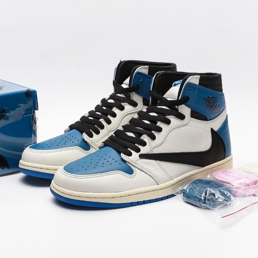 Nike Air Jordan 1 High OG SP fragment design x Travis Scott