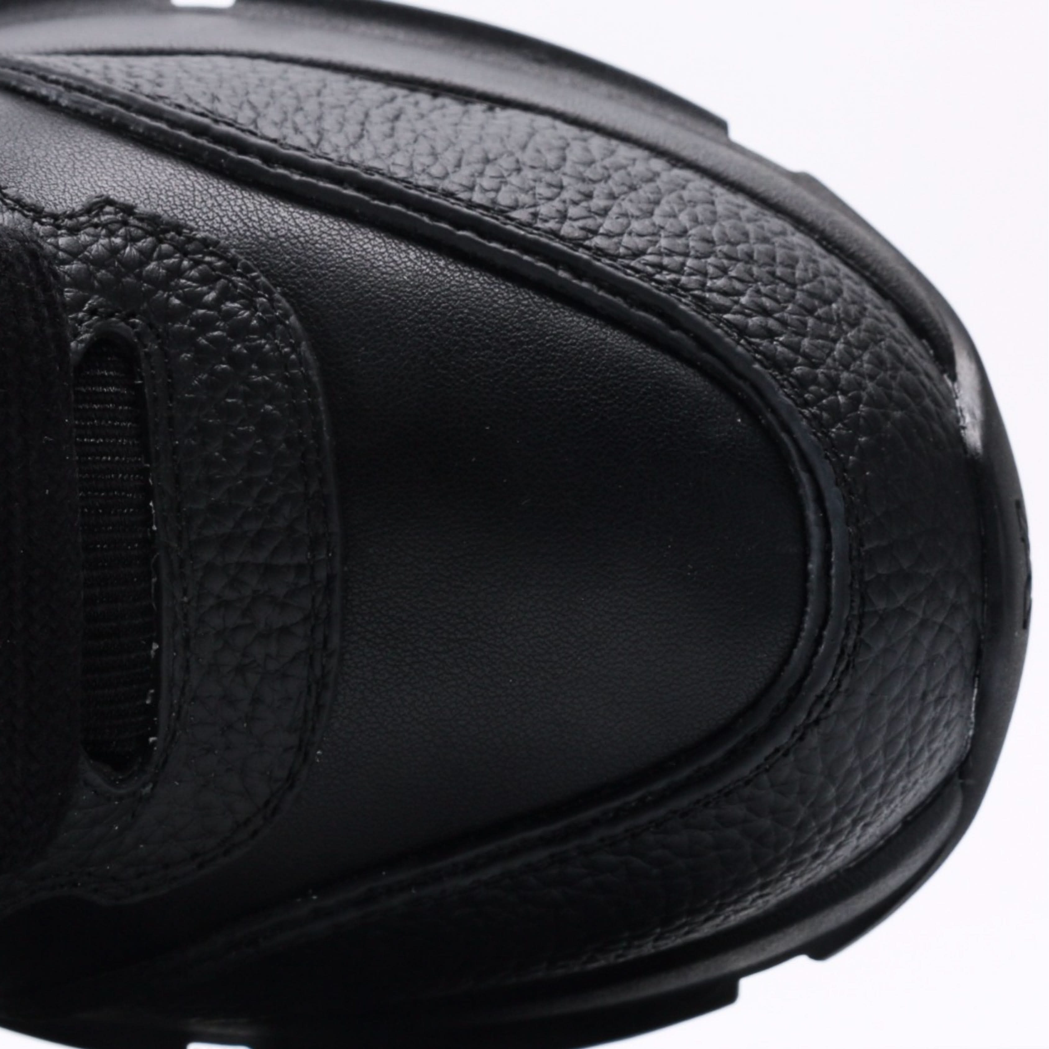 Louis Vuitton LV Classic
