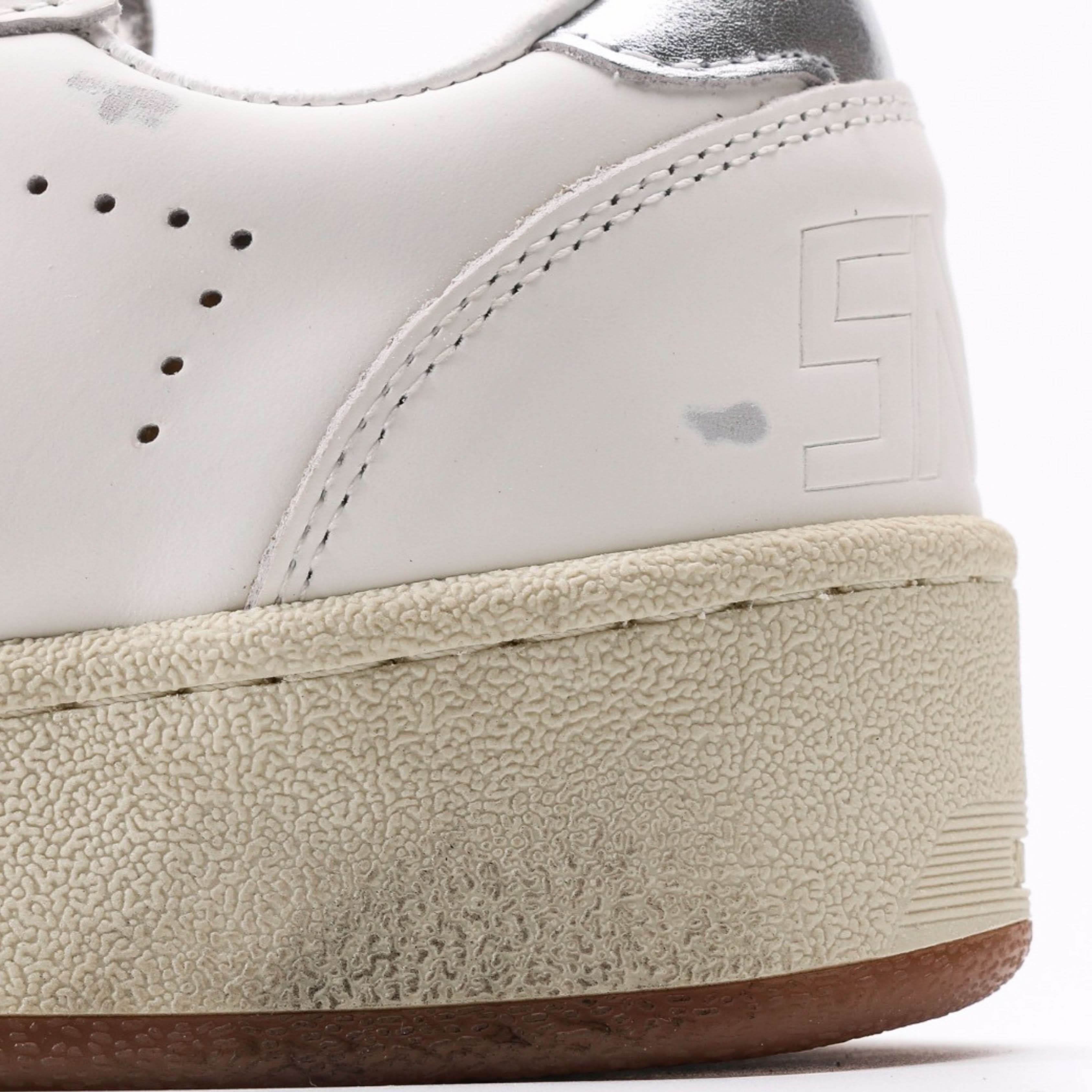 Golden Goose Super Star