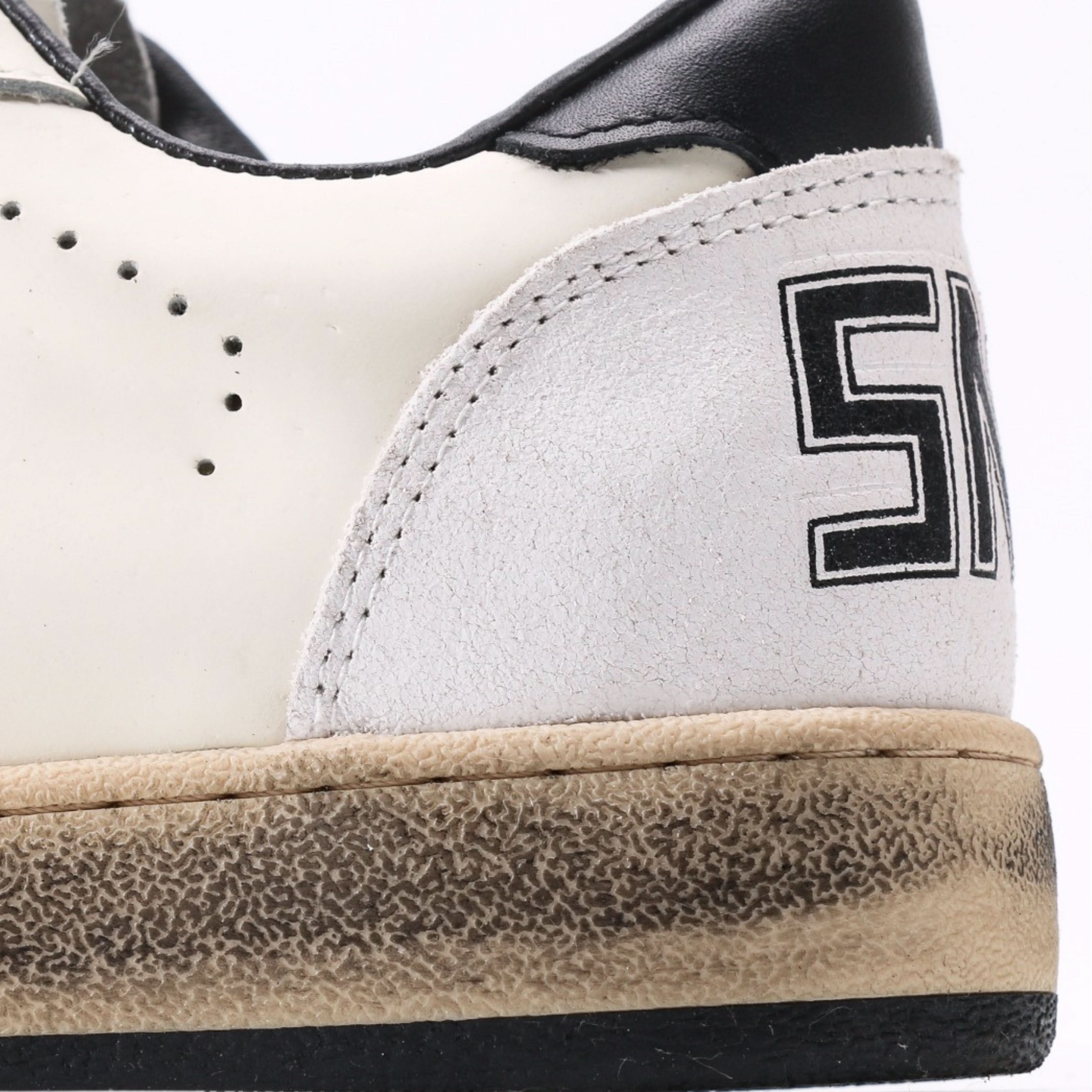 Golden Goose Super Star