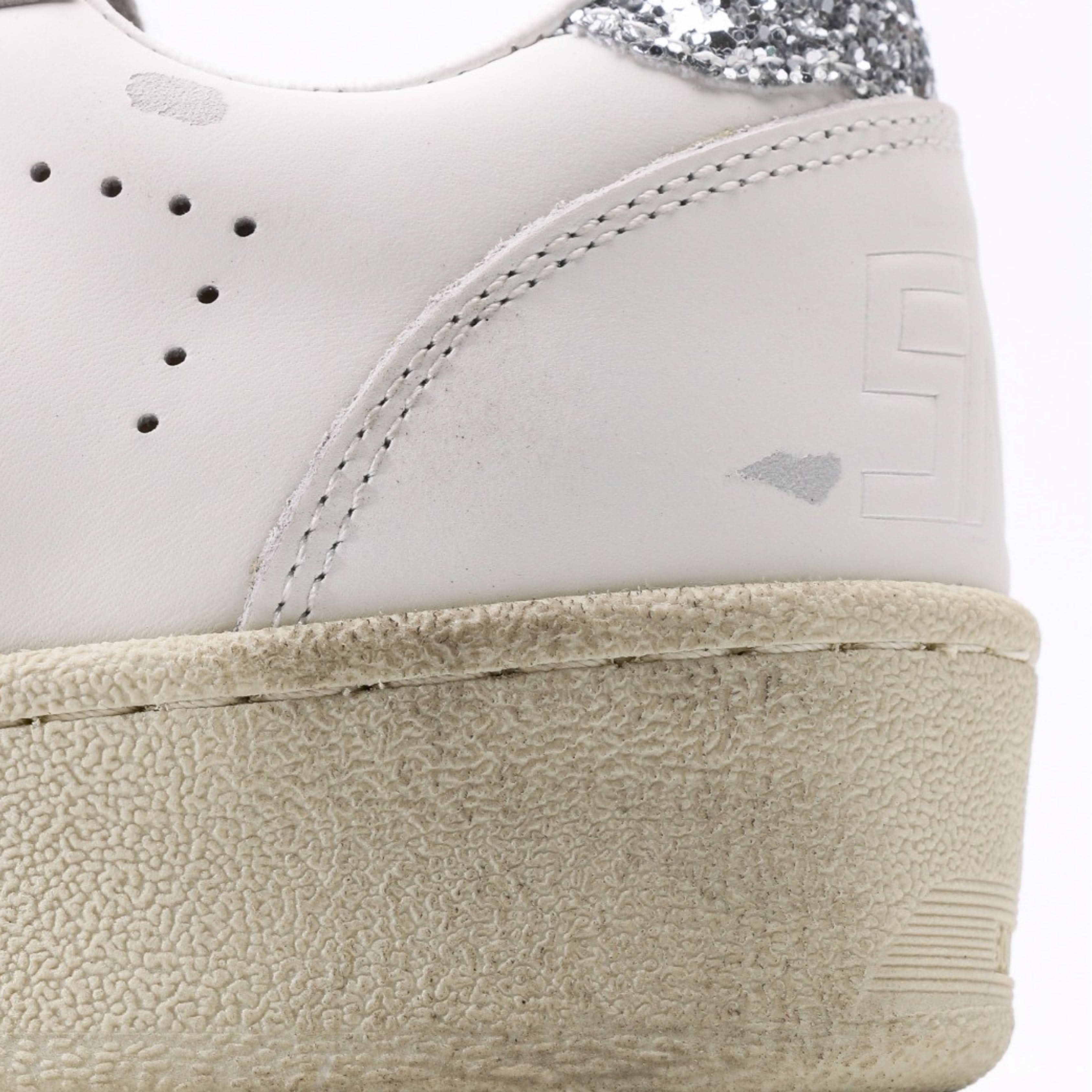 Golden Goose Super Star