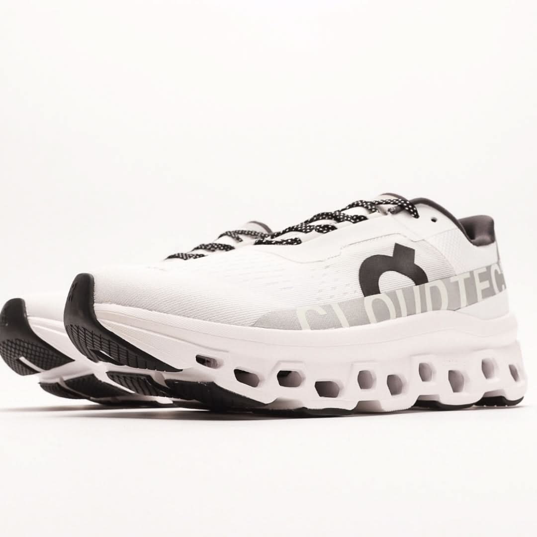 On Running On Runnıng Cloudmonster