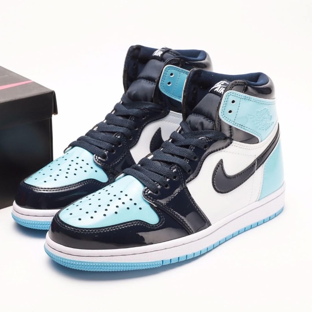 Nike Air Jordan 1 Retro High UNC Patent (W)
