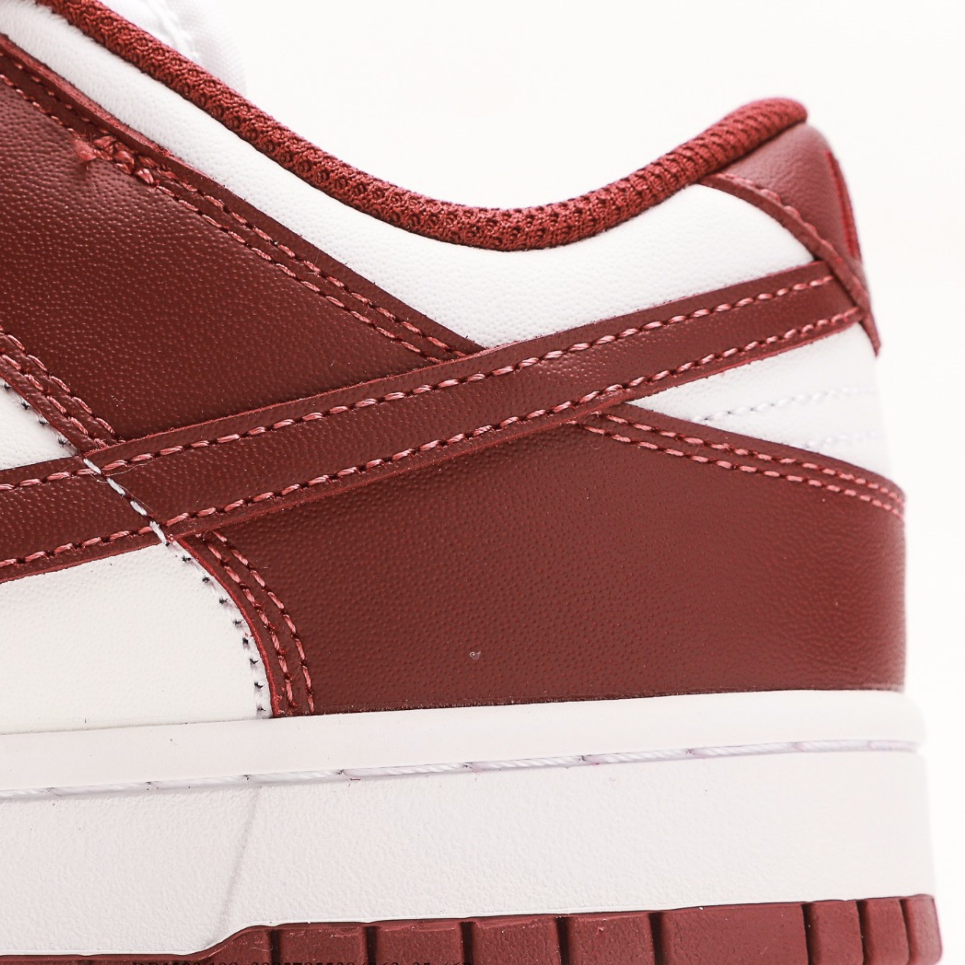 Nike Dunk Low Bordeaux