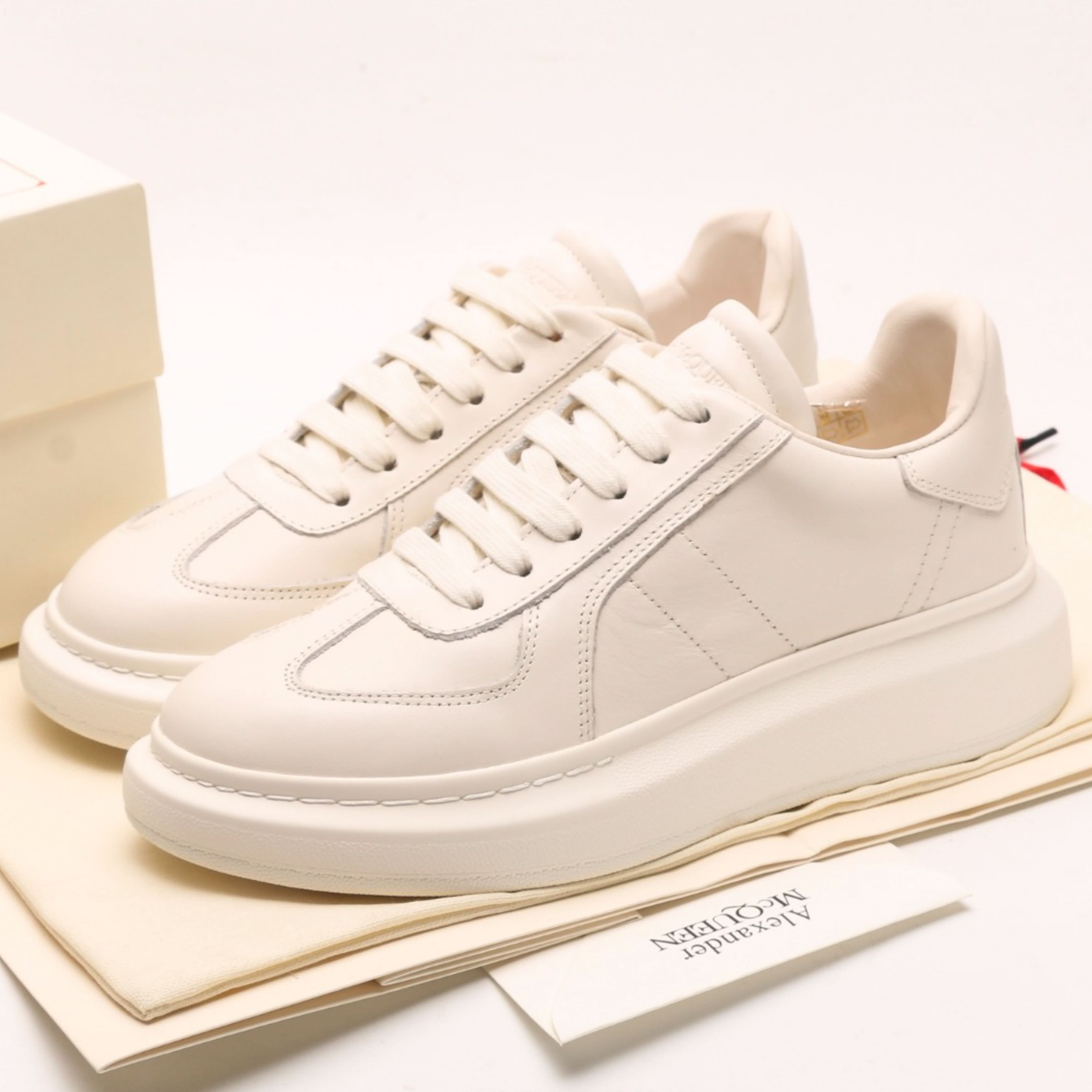 Alexander McQueen Sneakers