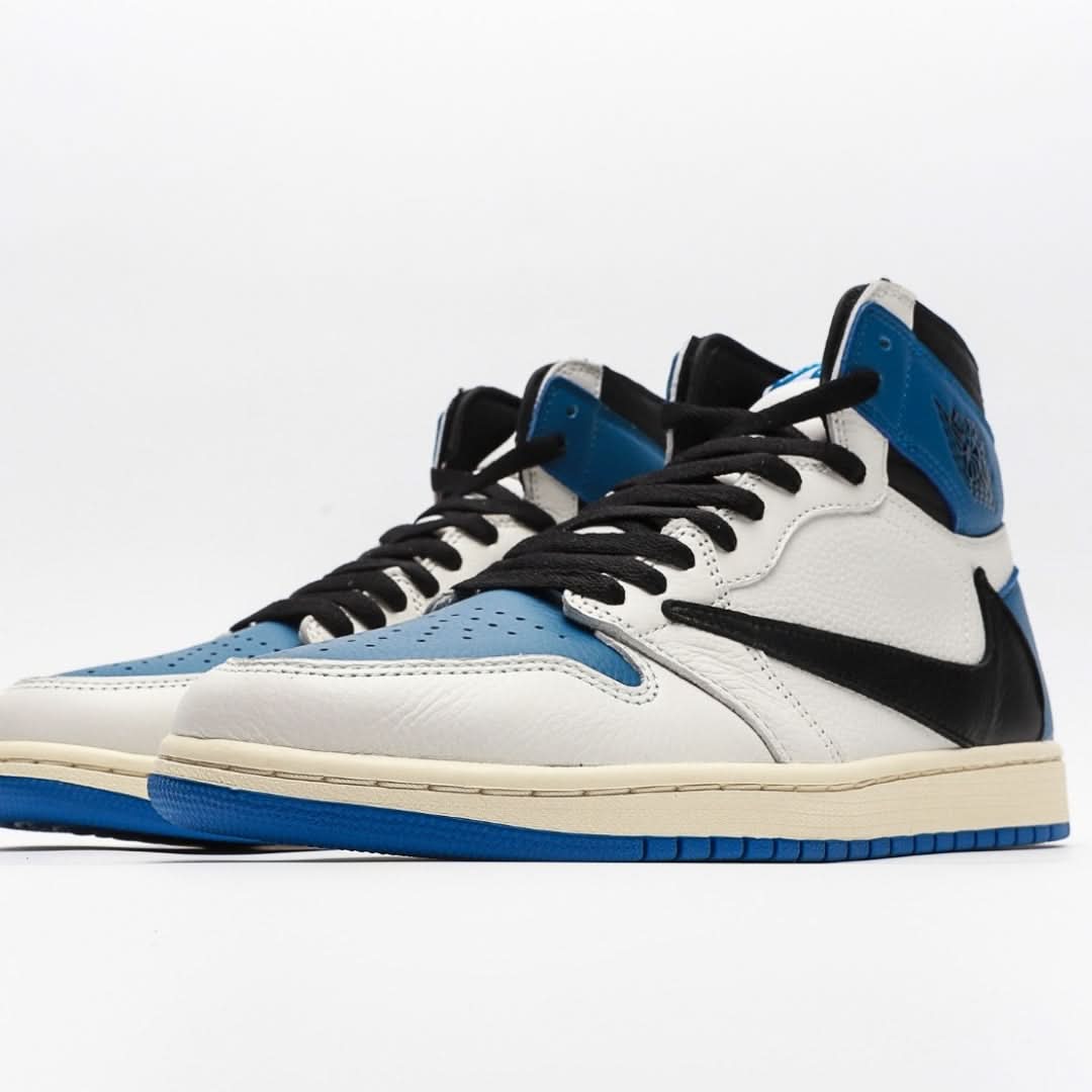 Nike Air Jordan 1 High OG SP fragment design x Travis Scott