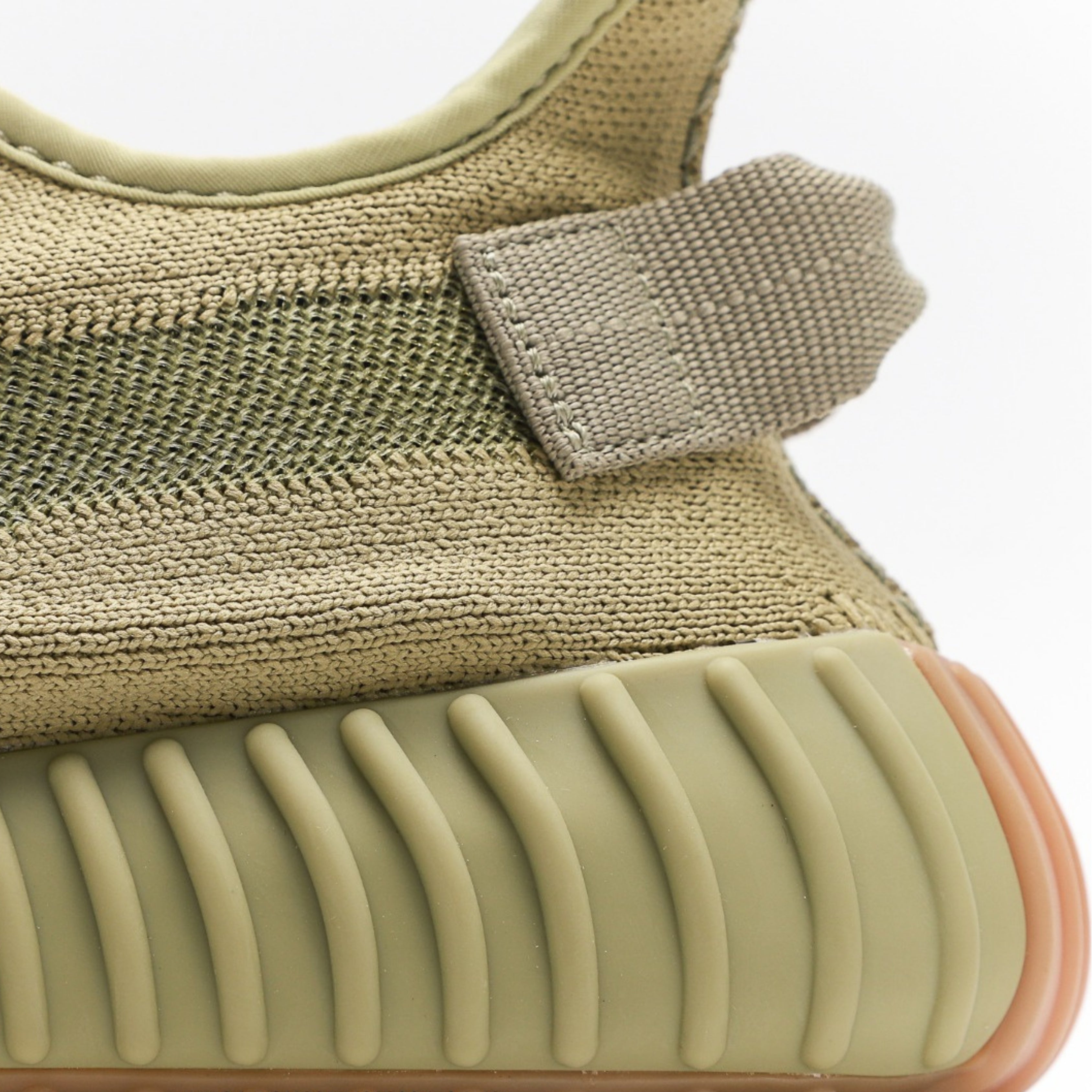 adidas Yeezy Boost 350 V2 Sulfur