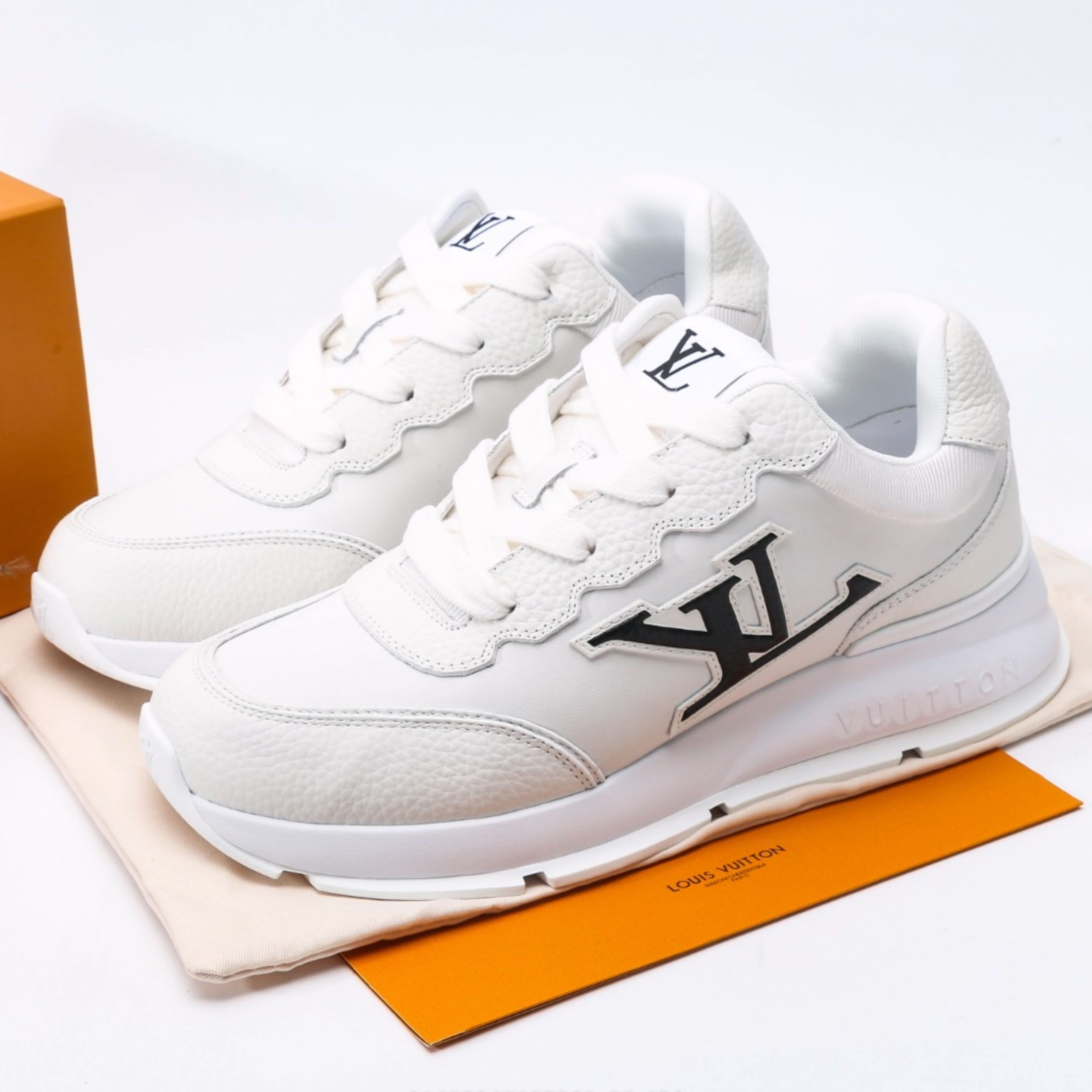 Louis Vuitton LV Classic