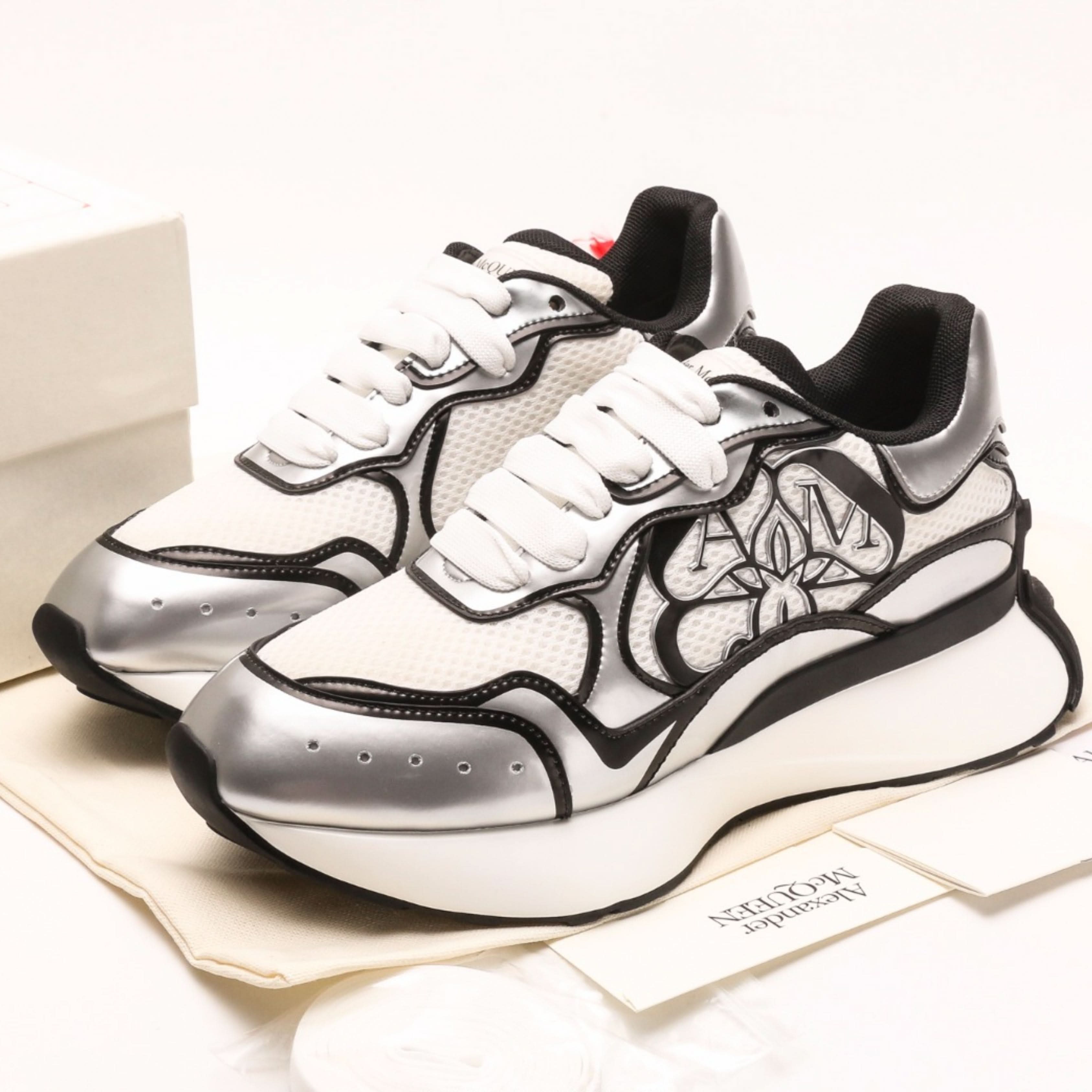 Alexander McQueen Sprint Runner Sneakers