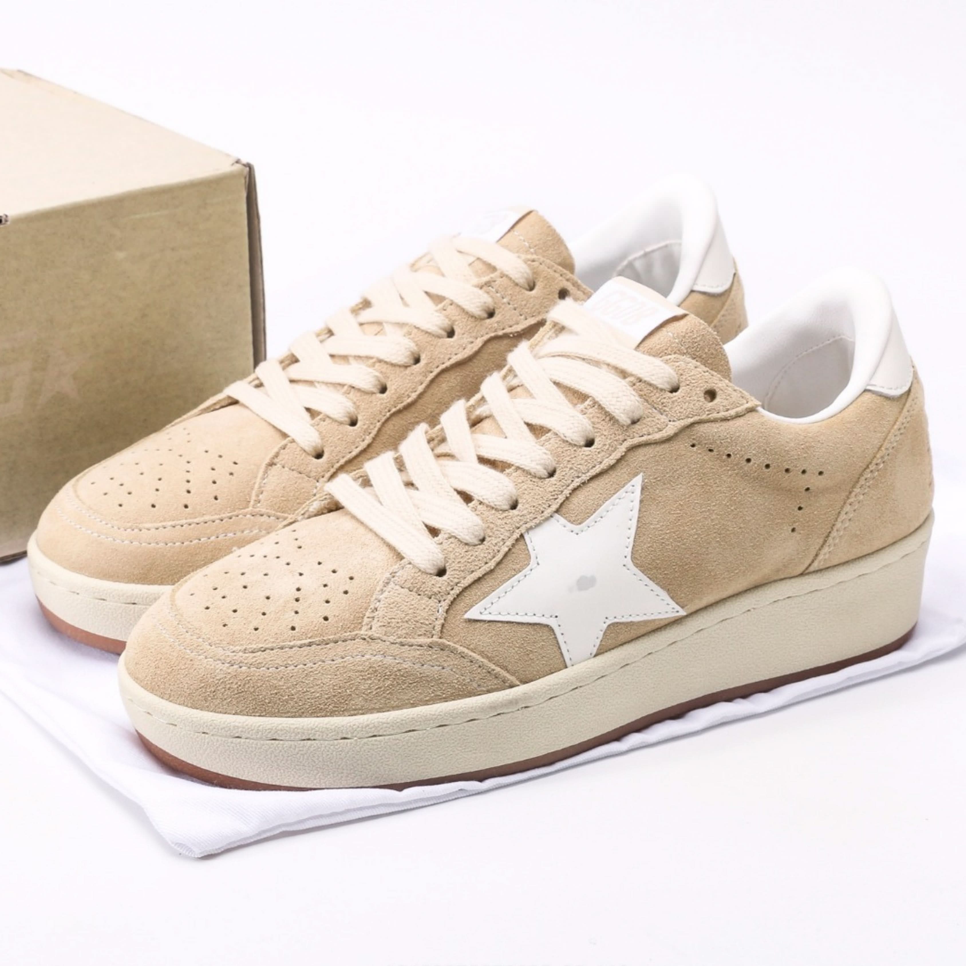 Golden Goose Super Star