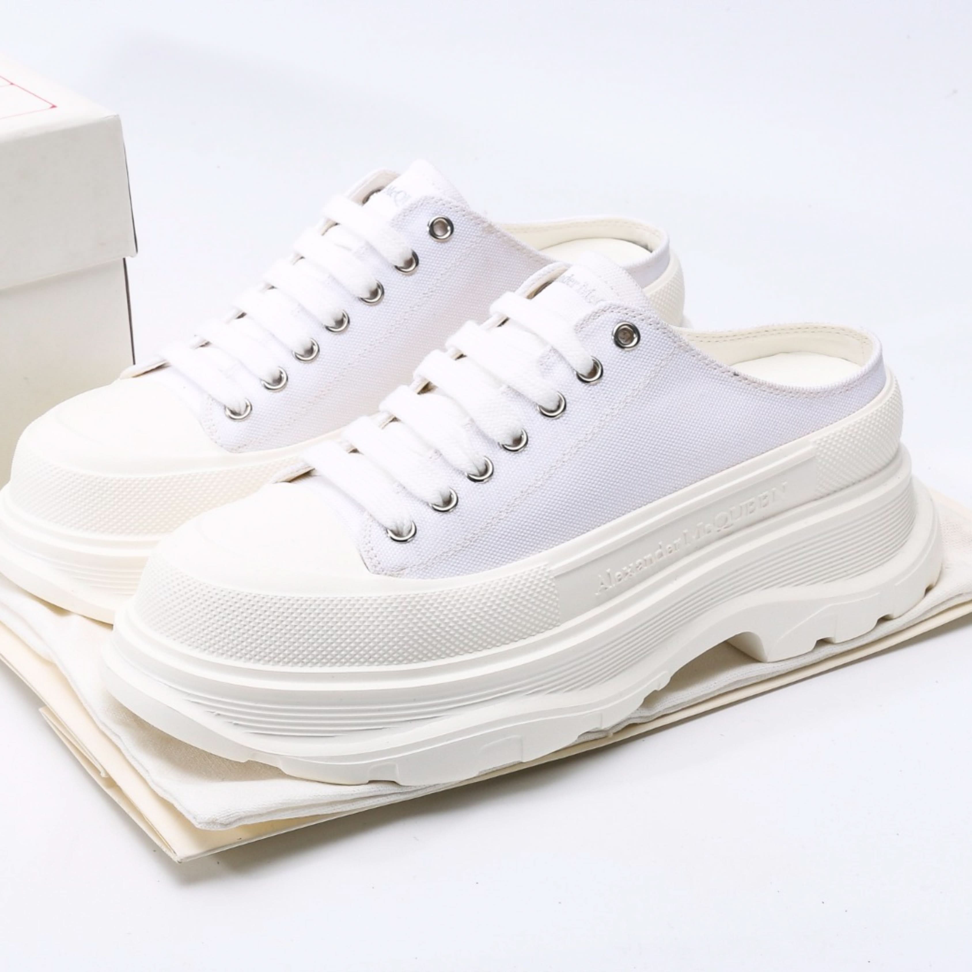 Alexander McQueen Hybrid Tread Slick Sneaker