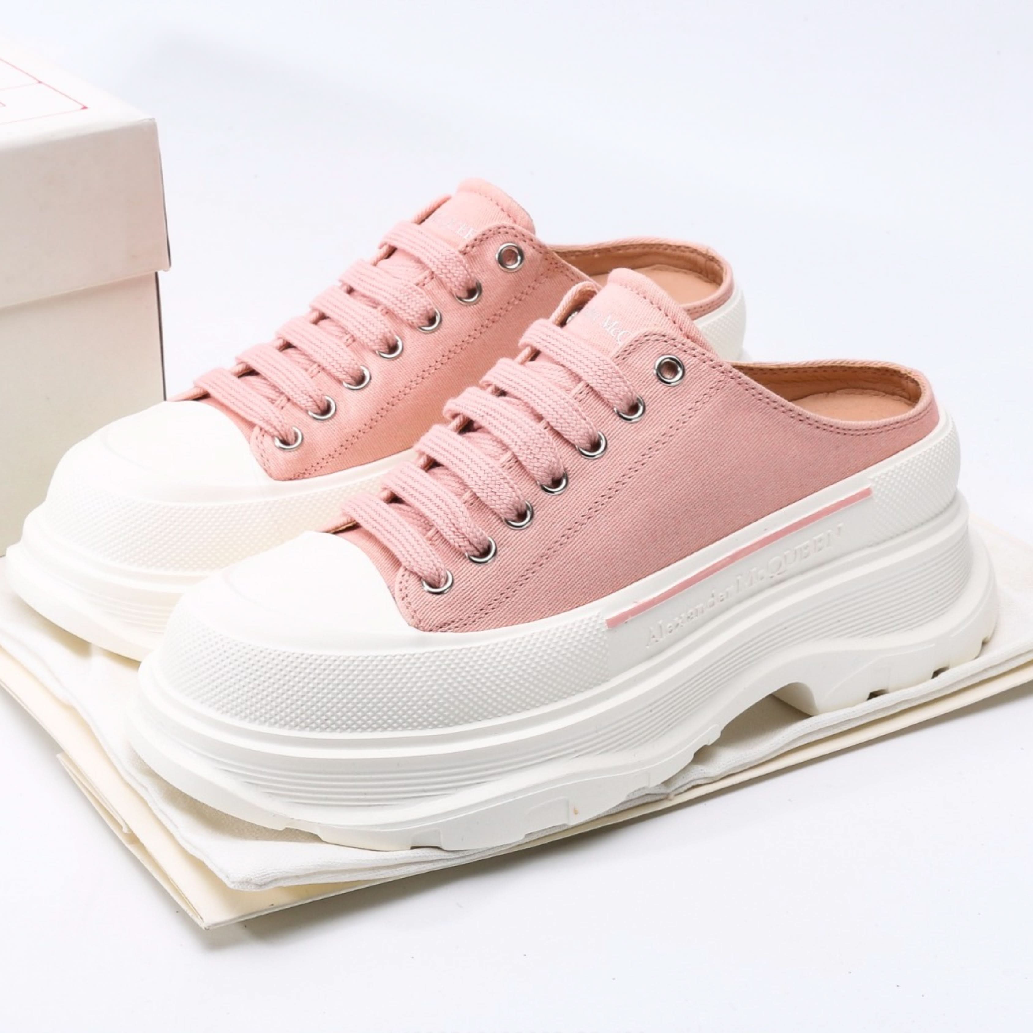 Alexander McQueen Hybrid Tread Slick Sneaker